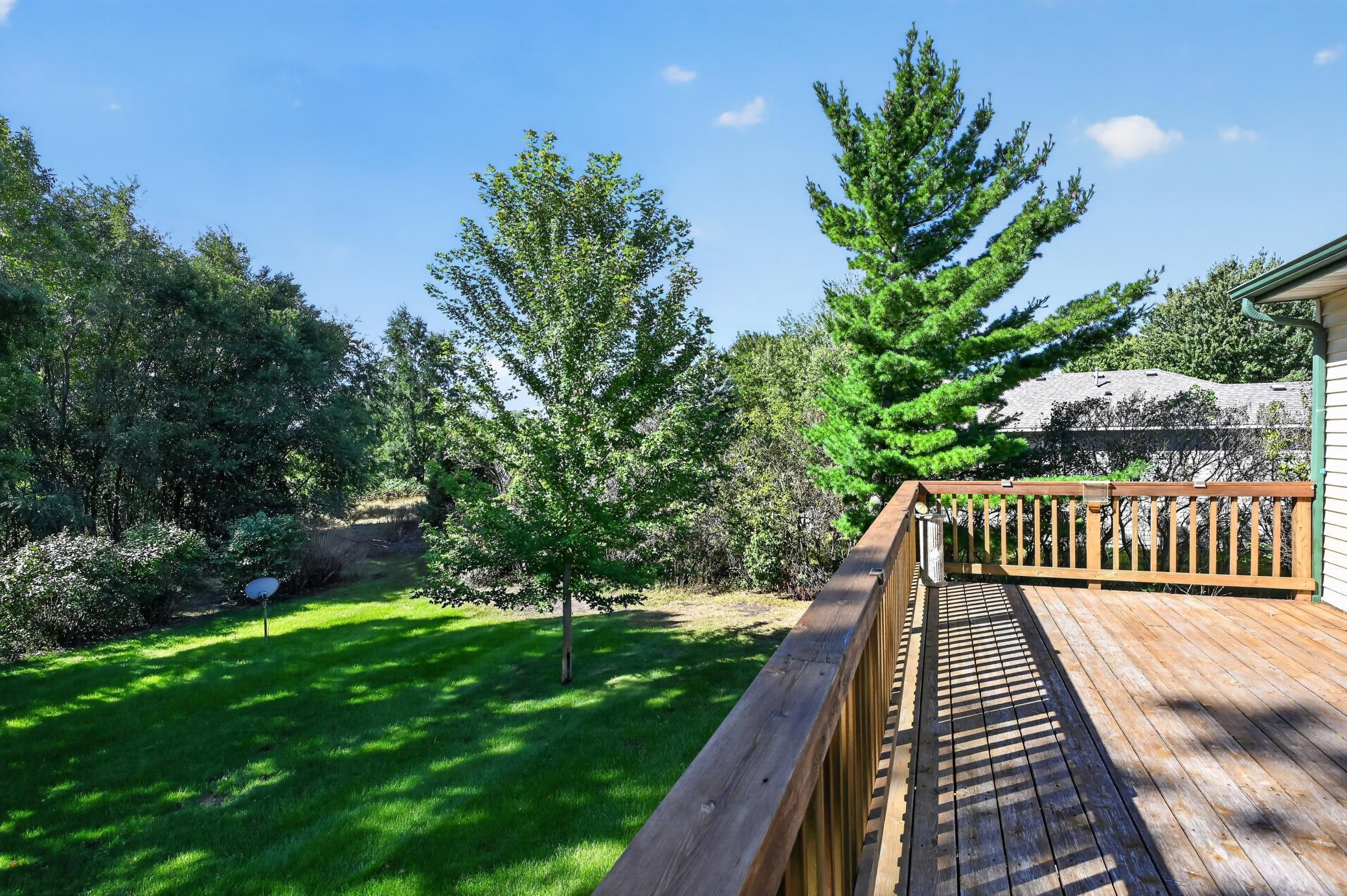 1982 townhouse for sale at 1024 Bridgeport Lane NW in Alexandria, MN — 2 bed, 2 bath (photo 38 of 42)