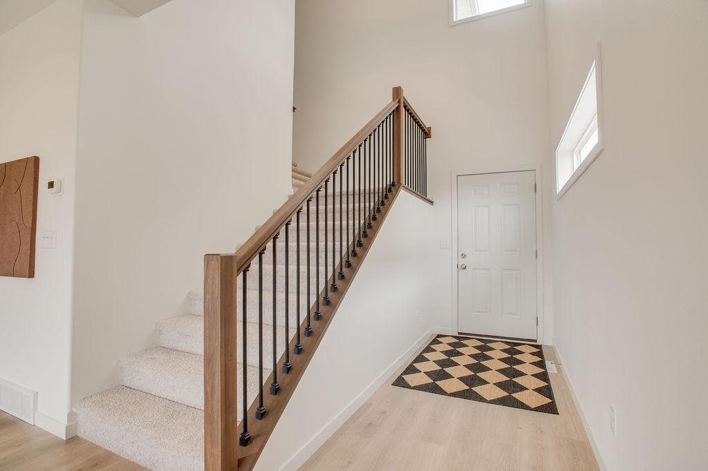 2025 single family home for sale at 6786 Bellview Drive S in Fargo, ND — 3 bed, 3 bath (photo 2 of 19)