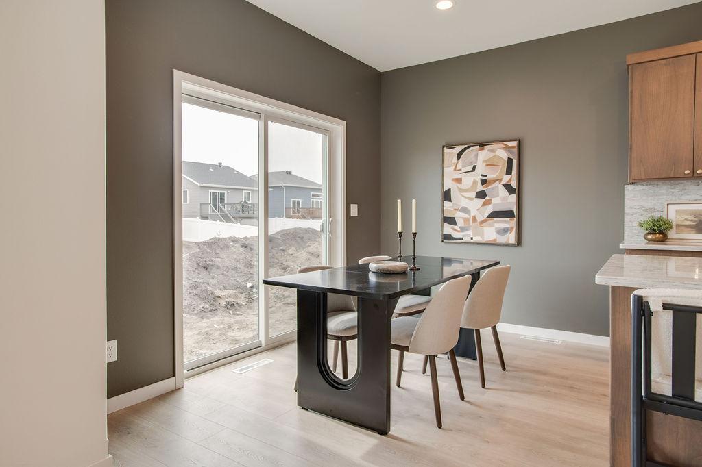 2025 single family home for sale at 6786 Bellview Drive S in Fargo, ND — 3 bed, 3 bath (photo 7 of 19)