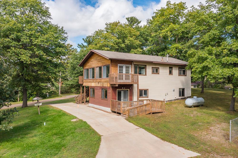 1994 single family home for sale at 20359 Evans Road in Ironton, MN — 3 bed, 2 bath (photo 2 of 48)