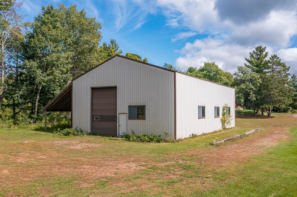 1994 single family home for sale at 20359 Evans Road in Ironton, MN — 3 bed, 2 bath (photo 5 of 48)