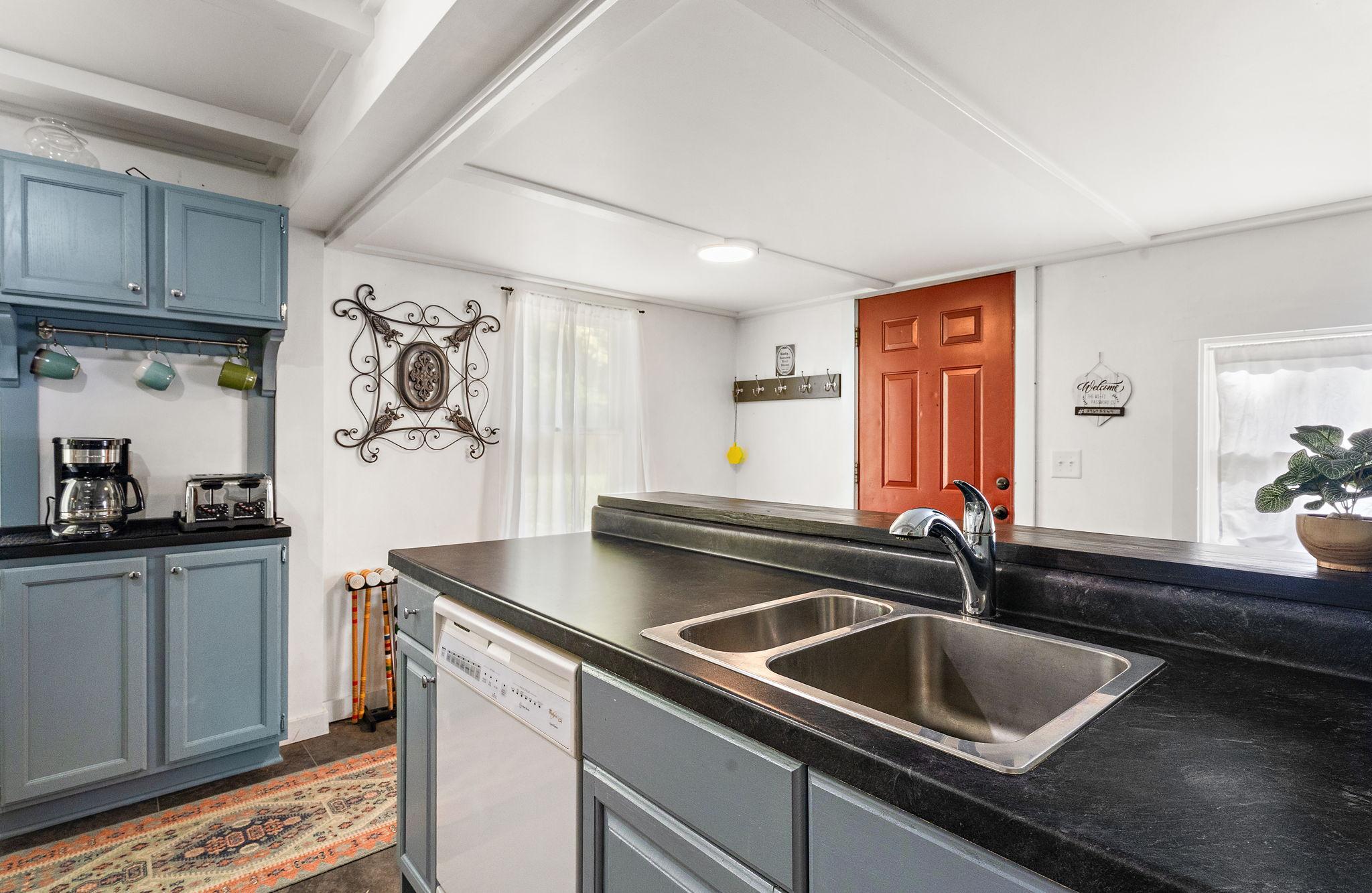 1913 single family home for sale at 3967 Brown Street in Pequot Lakes, MN — 3 bed, 1 bath (photo 11 of 21)