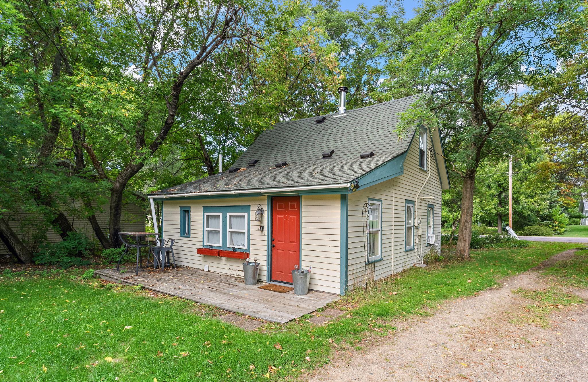 1913 single family home for sale at 3967 Brown Street in Pequot Lakes, MN — 3 bed, 1 bath (photo 14 of 21)