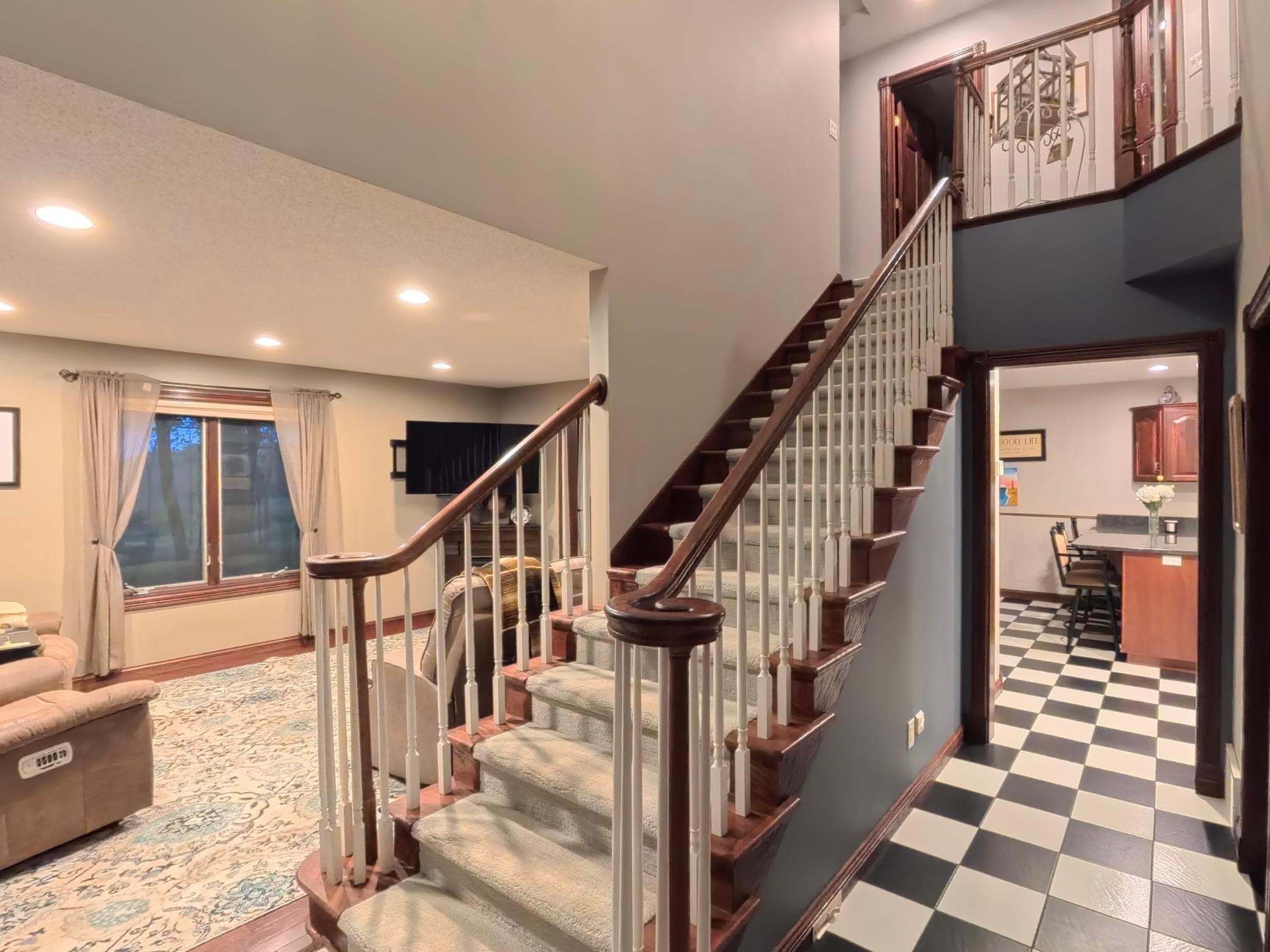 1998 single family home for sale at 5900 Remington Road SE in Alexandria, MN — 4 bed, 4 bath (photo 12 of 43)