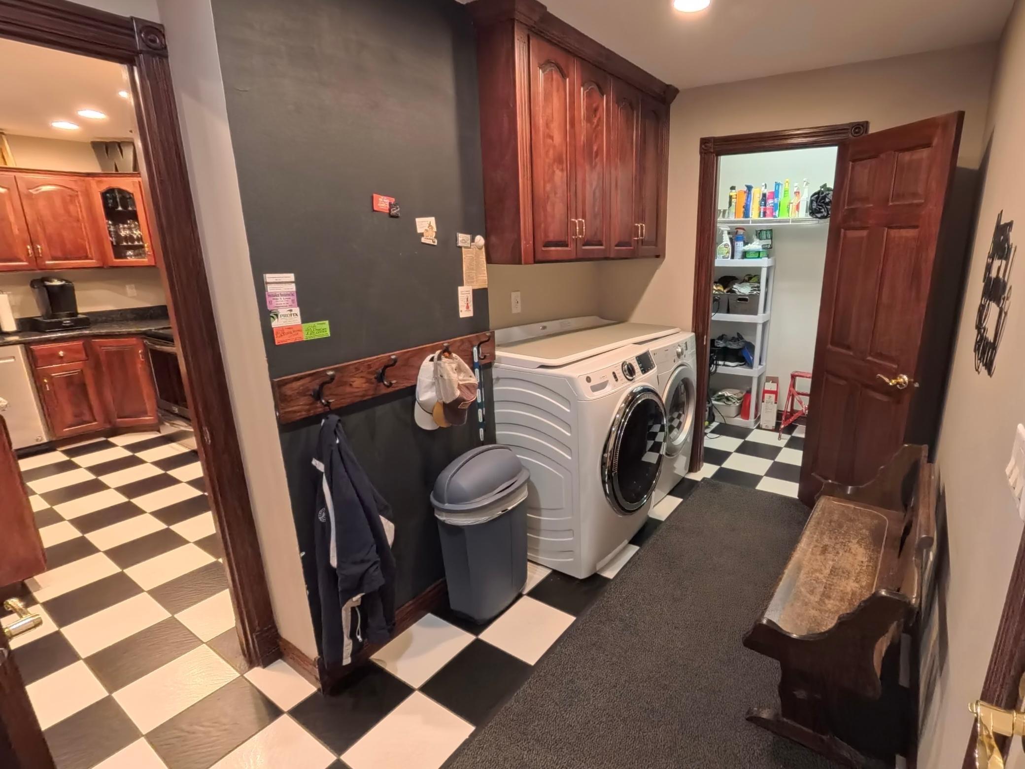 1998 single family home for sale at 5900 Remington Road SE in Alexandria, MN — 4 bed, 4 bath (photo 14 of 43)