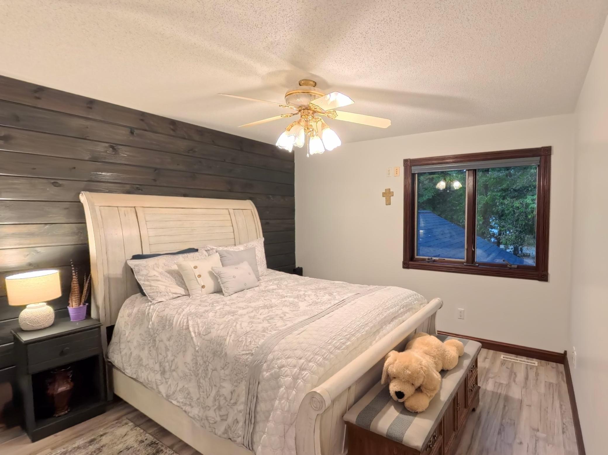 1998 single family home for sale at 5900 Remington Road SE in Alexandria, MN — 4 bed, 4 bath (photo 15 of 43)