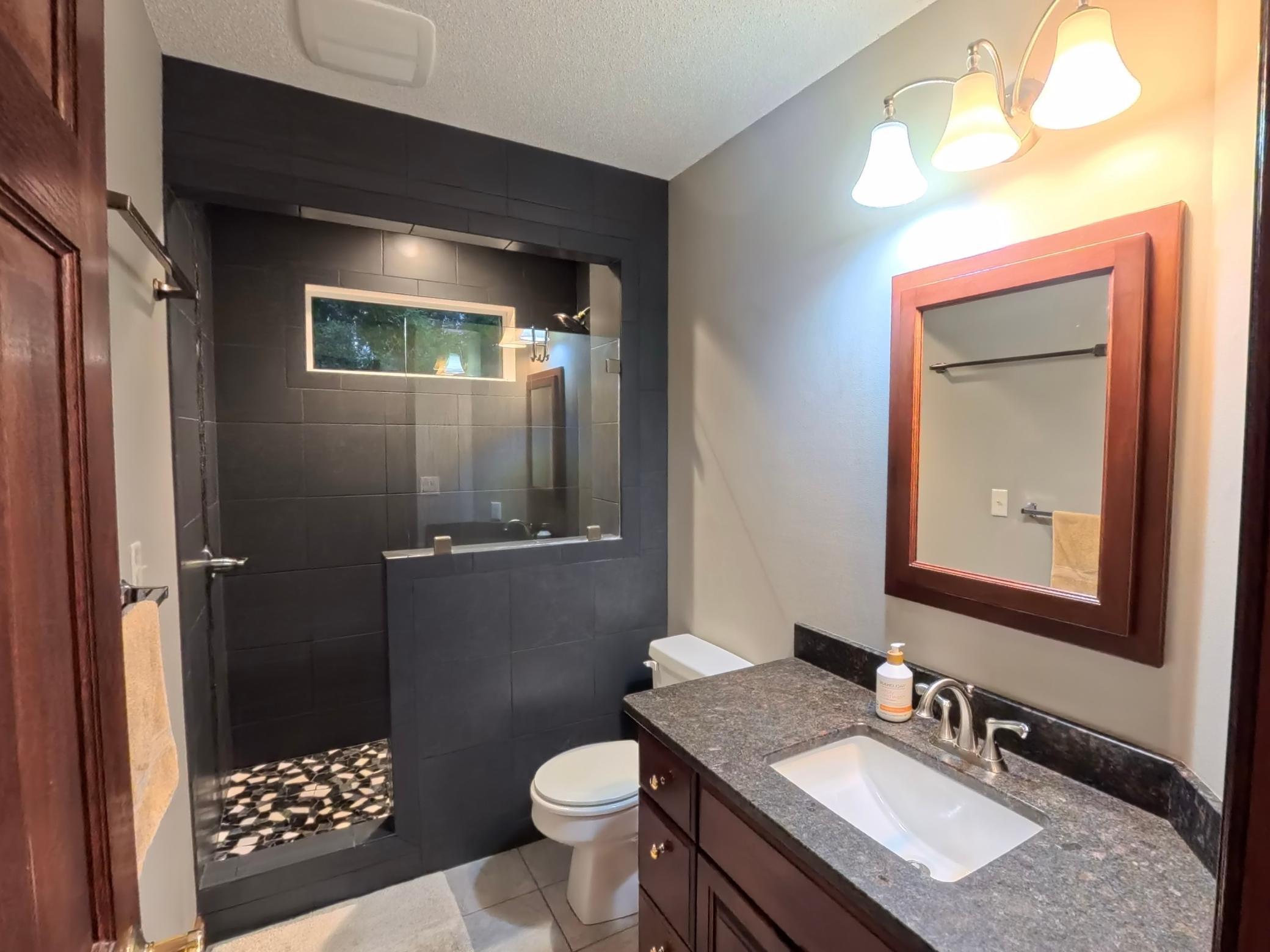 1998 single family home for sale at 5900 Remington Road SE in Alexandria, MN — 4 bed, 4 bath (photo 22 of 43)