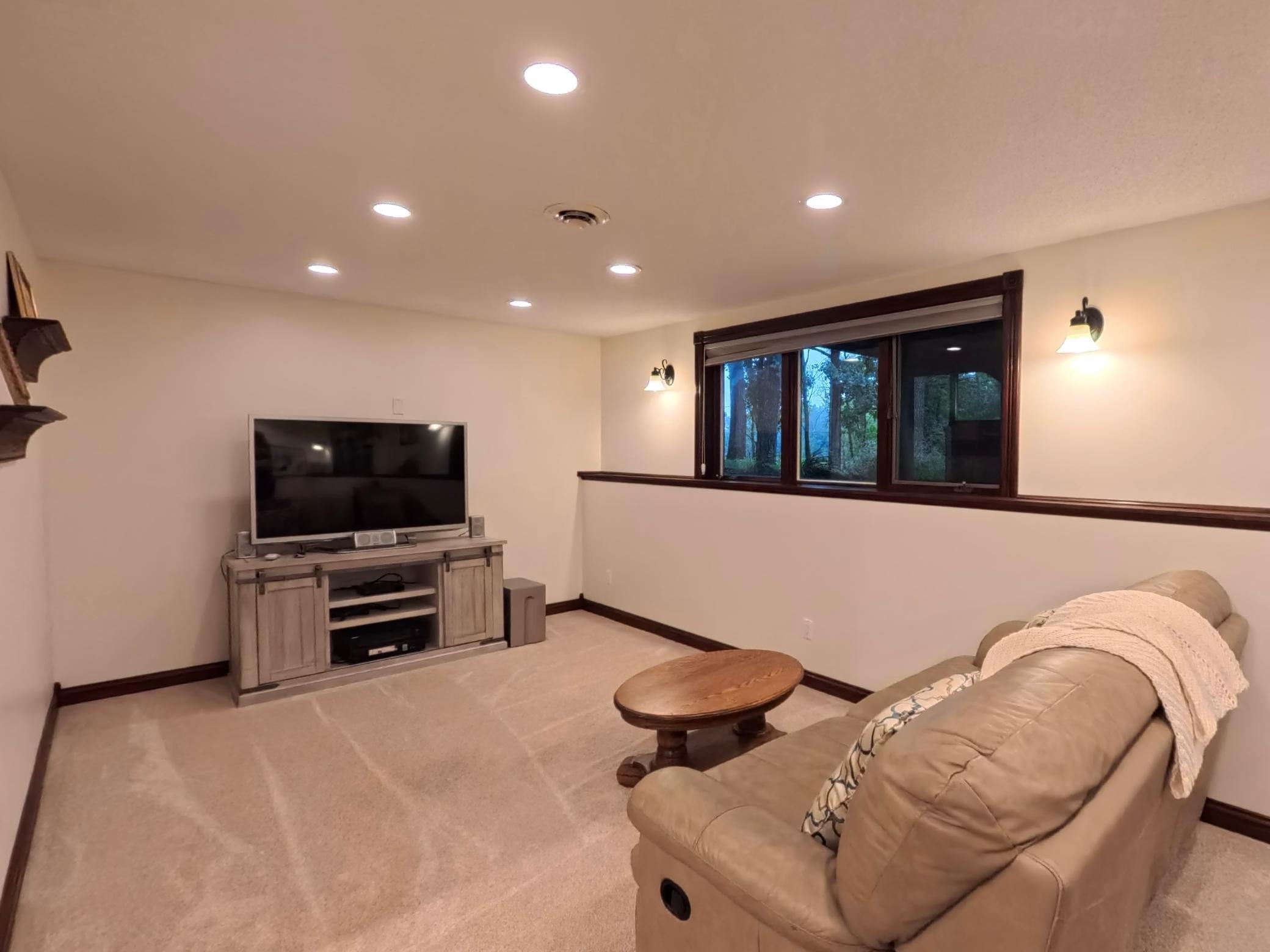 1998 single family home for sale at 5900 Remington Road SE in Alexandria, MN — 4 bed, 4 bath (photo 25 of 43)