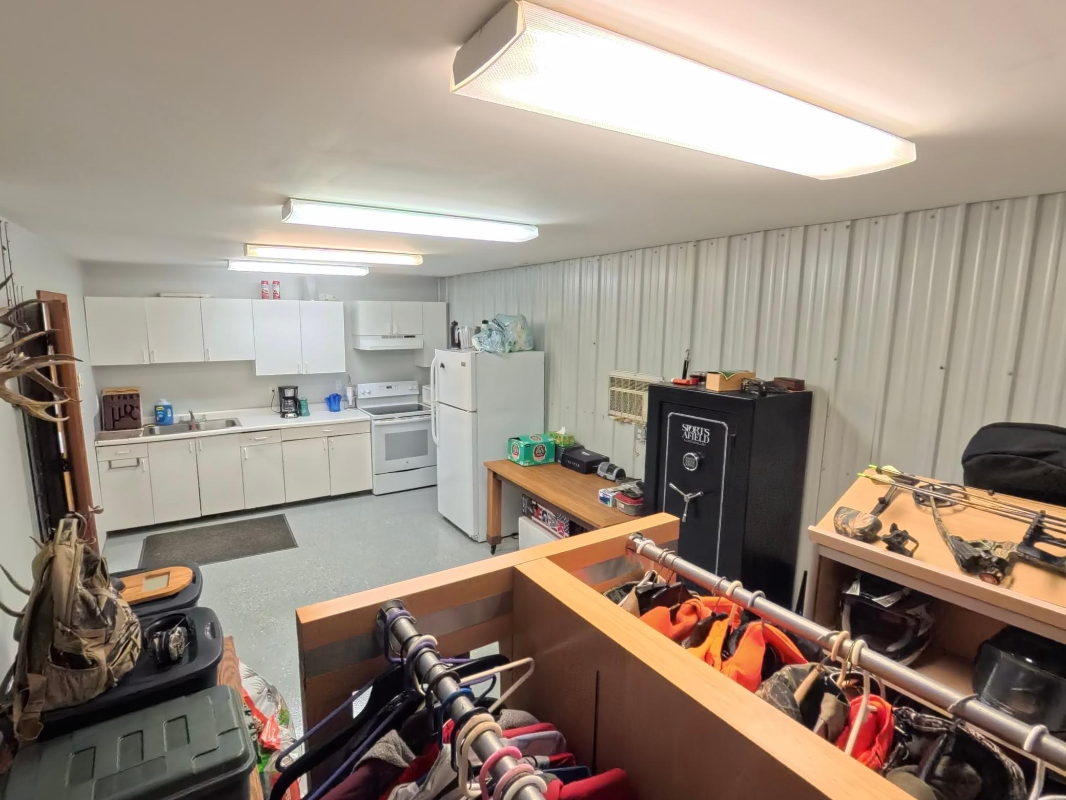 1998 single family home for sale at 5900 Remington Road SE in Alexandria, MN — 4 bed, 4 bath (photo 34 of 43)