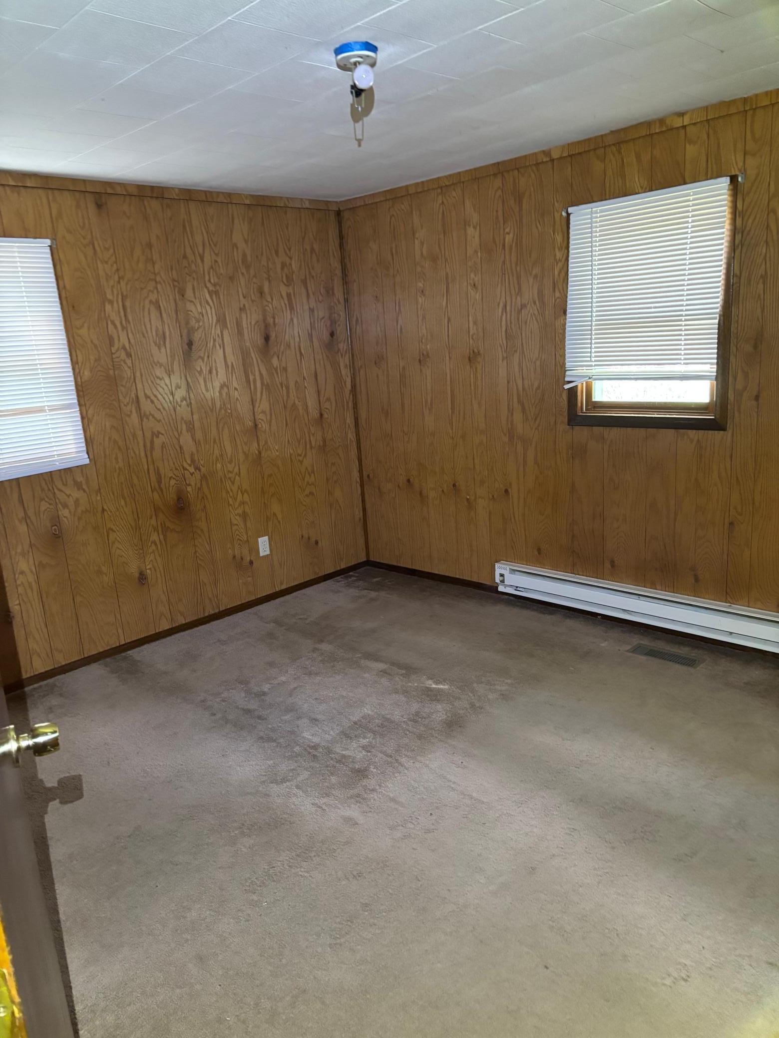 1940 single family home for sale at 19 1st Street NW in Cass Lake, MN — 2 bed, 1 bath (photo 4 of 11)