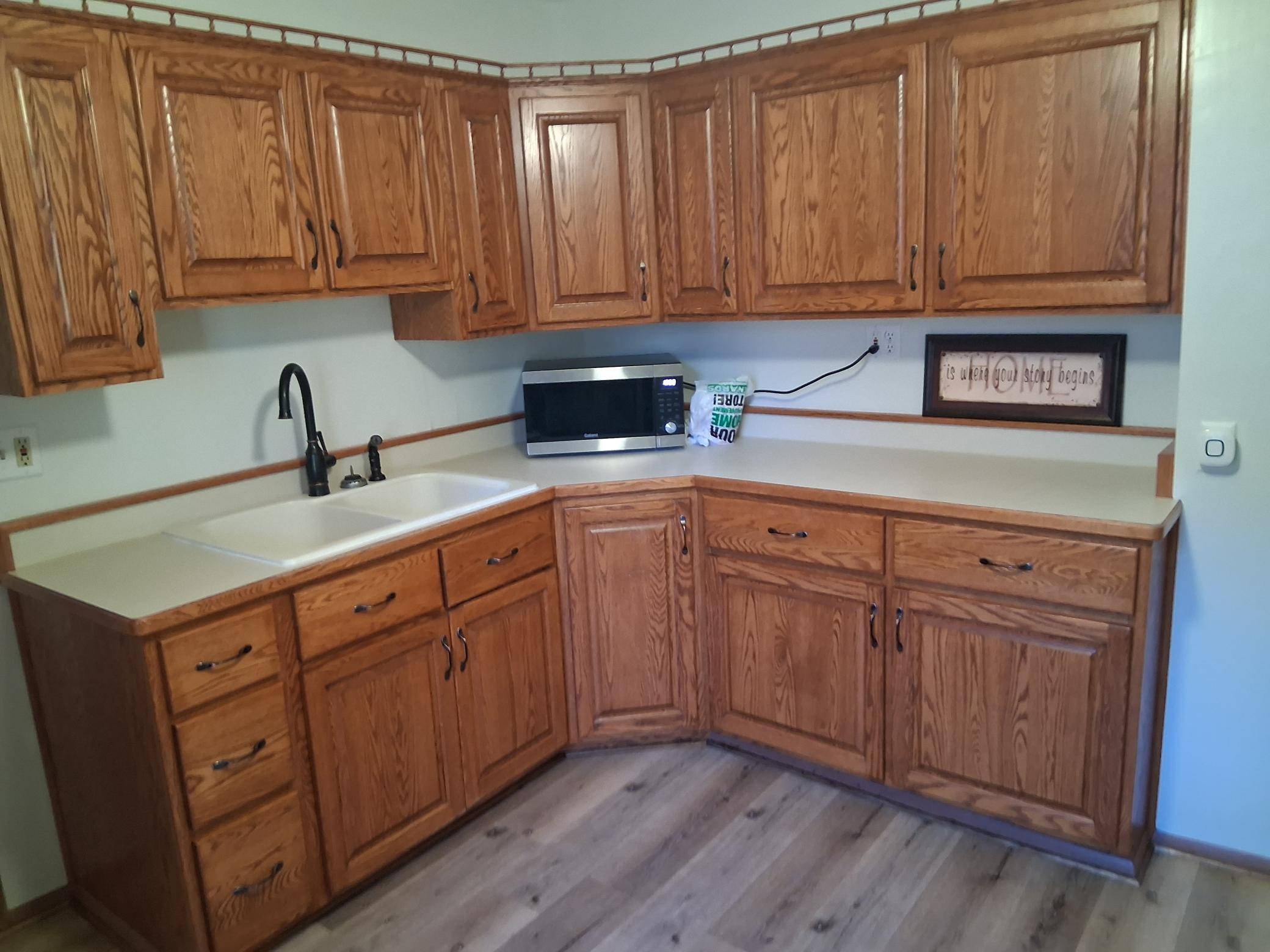 1910 single family home for sale at 217 W Oak Street in Osakis, MN — 4 bed, 2 bath (photo 10 of 11)