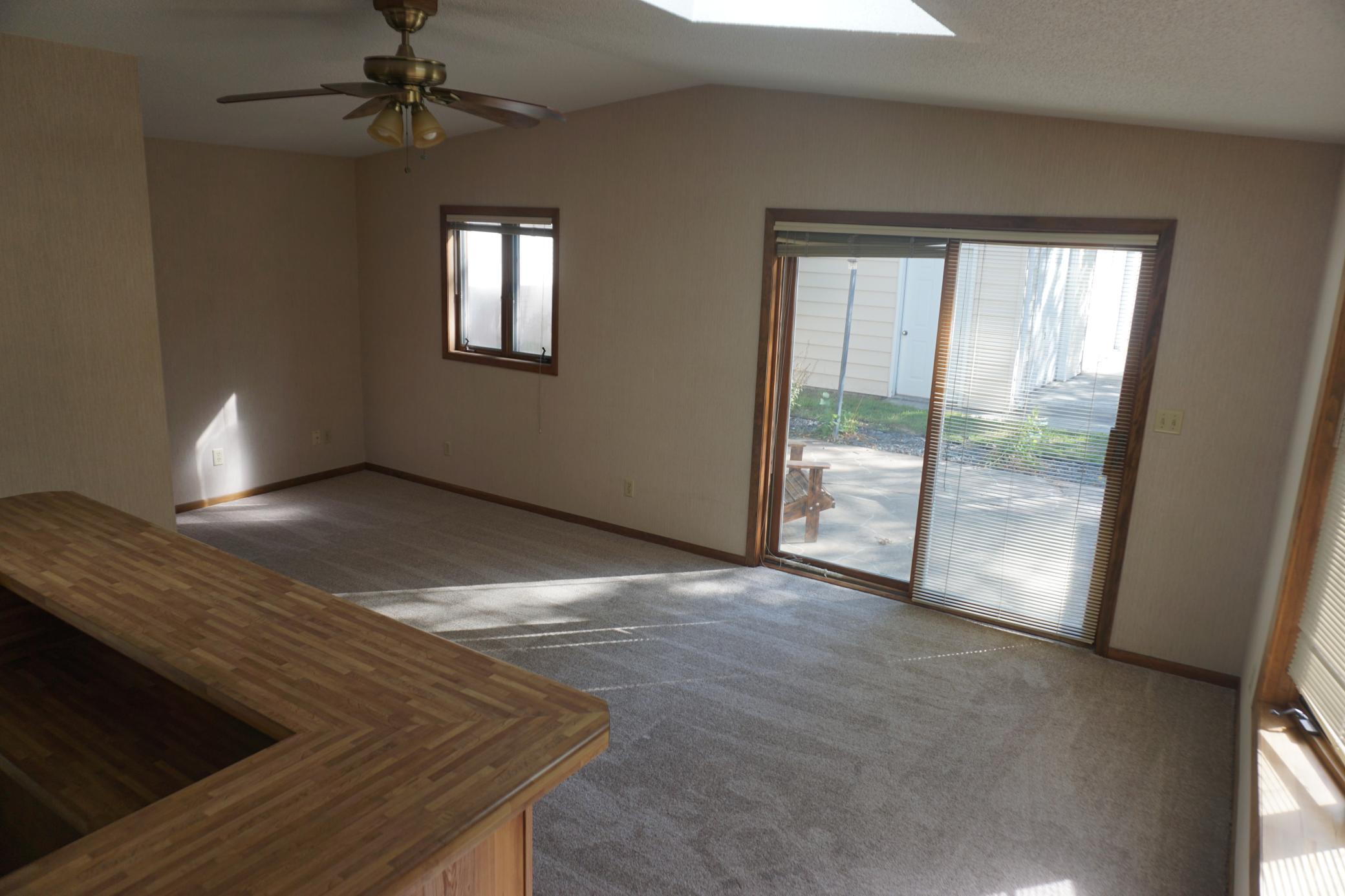 1968 single family home for sale at 504 11th Street N in Breckenridge, MN — 3 bed, 2 bath (photo 12 of 39)
