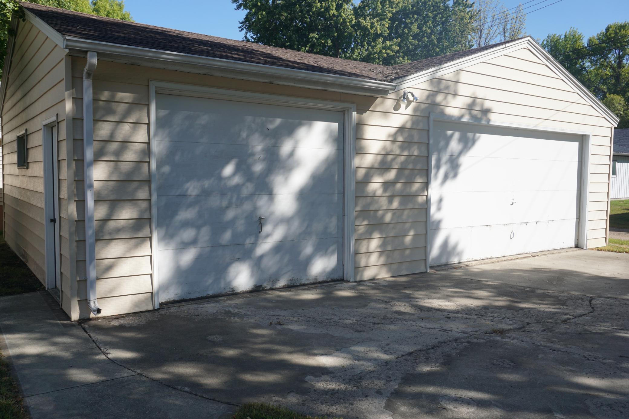 1968 single family home for sale at 504 11th Street N in Breckenridge, MN — 3 bed, 2 bath (photo 37 of 39)