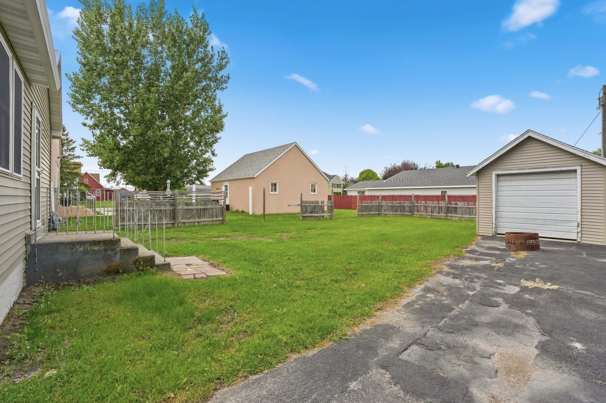 1960 single family home for sale at 103 3rd Avenue E in Ada, MN — 4 bed, 2 bath (photo 28 of 30)
