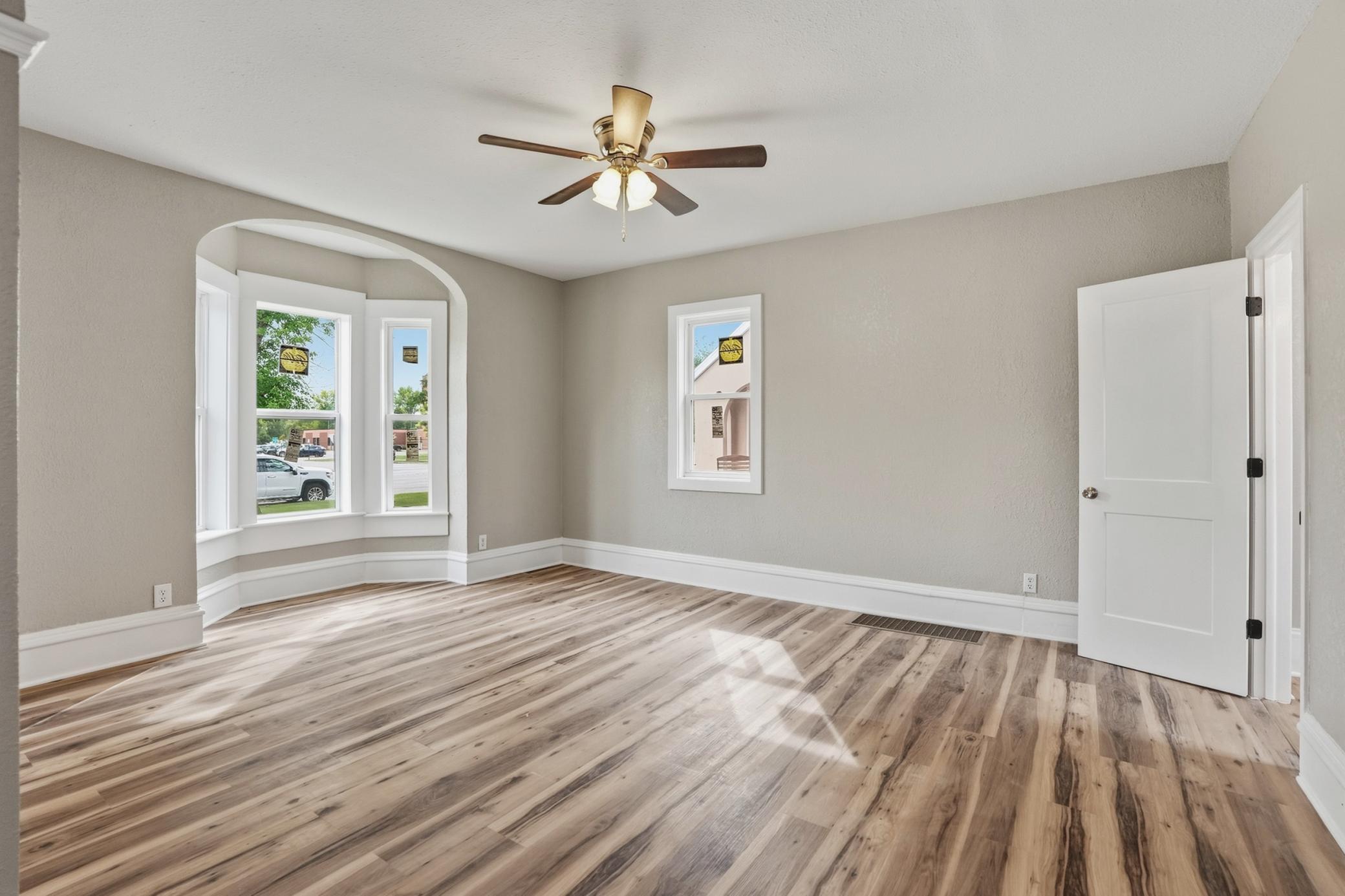 1960 single family home for sale at 103 3rd Avenue E in Ada, MN — 4 bed, 2 bath (photo 5 of 30)