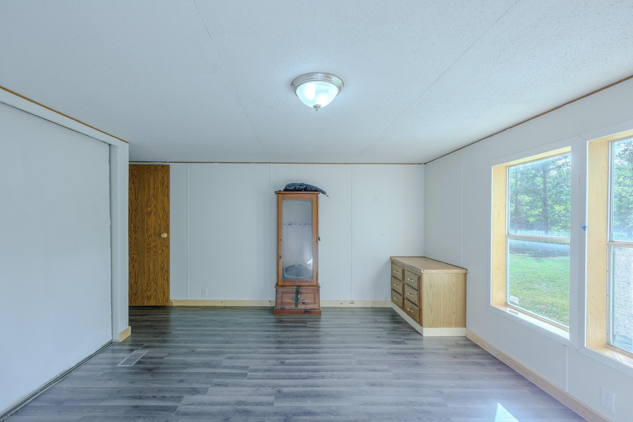1991 single family home for sale at 23099 512th Street in Bemidji, MN — 3 bed, 1 bath (photo 12 of 44)