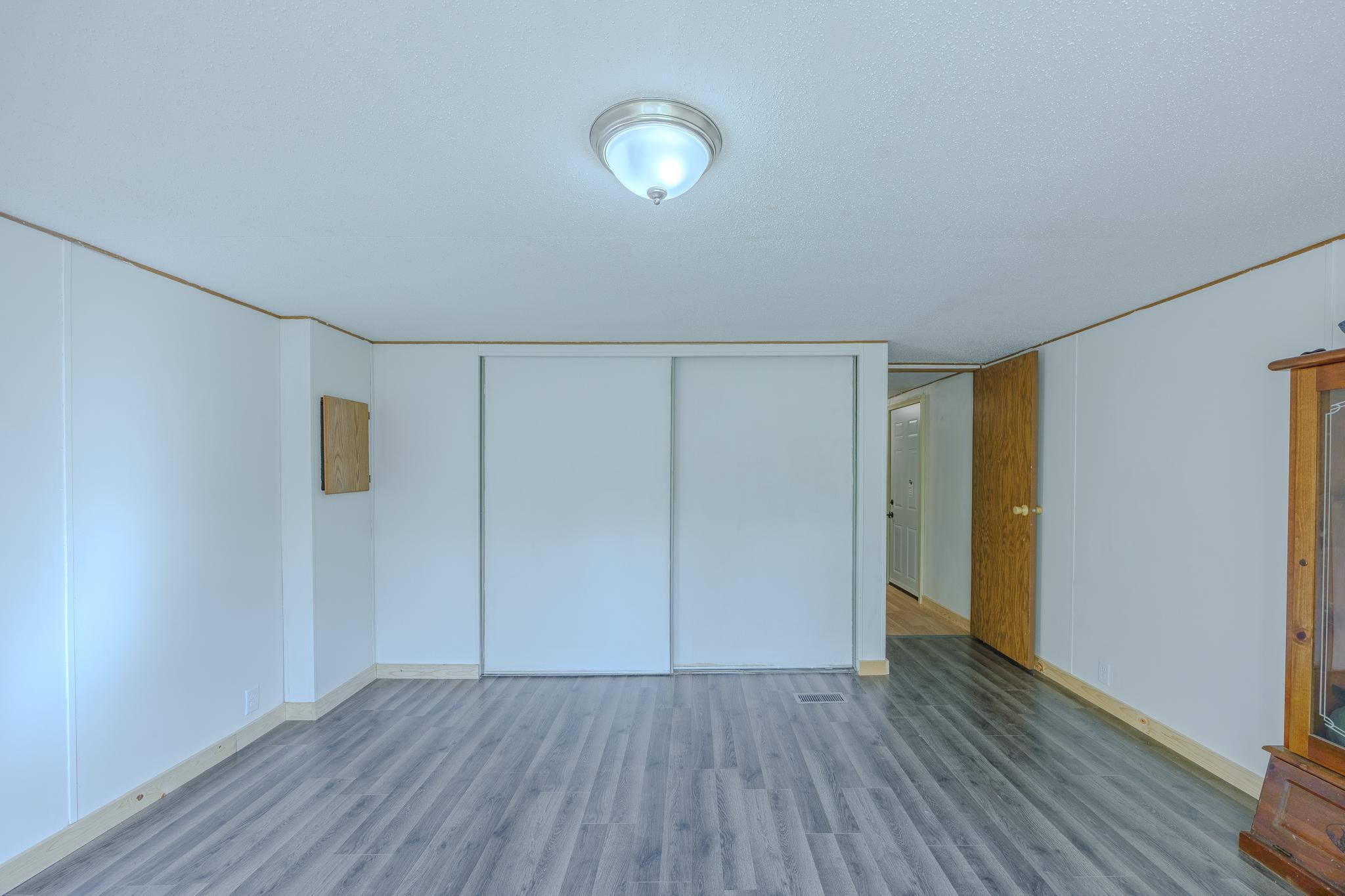 1991 single family home for sale at 23099 512th Street in Bemidji, MN — 3 bed, 1 bath (photo 13 of 44)