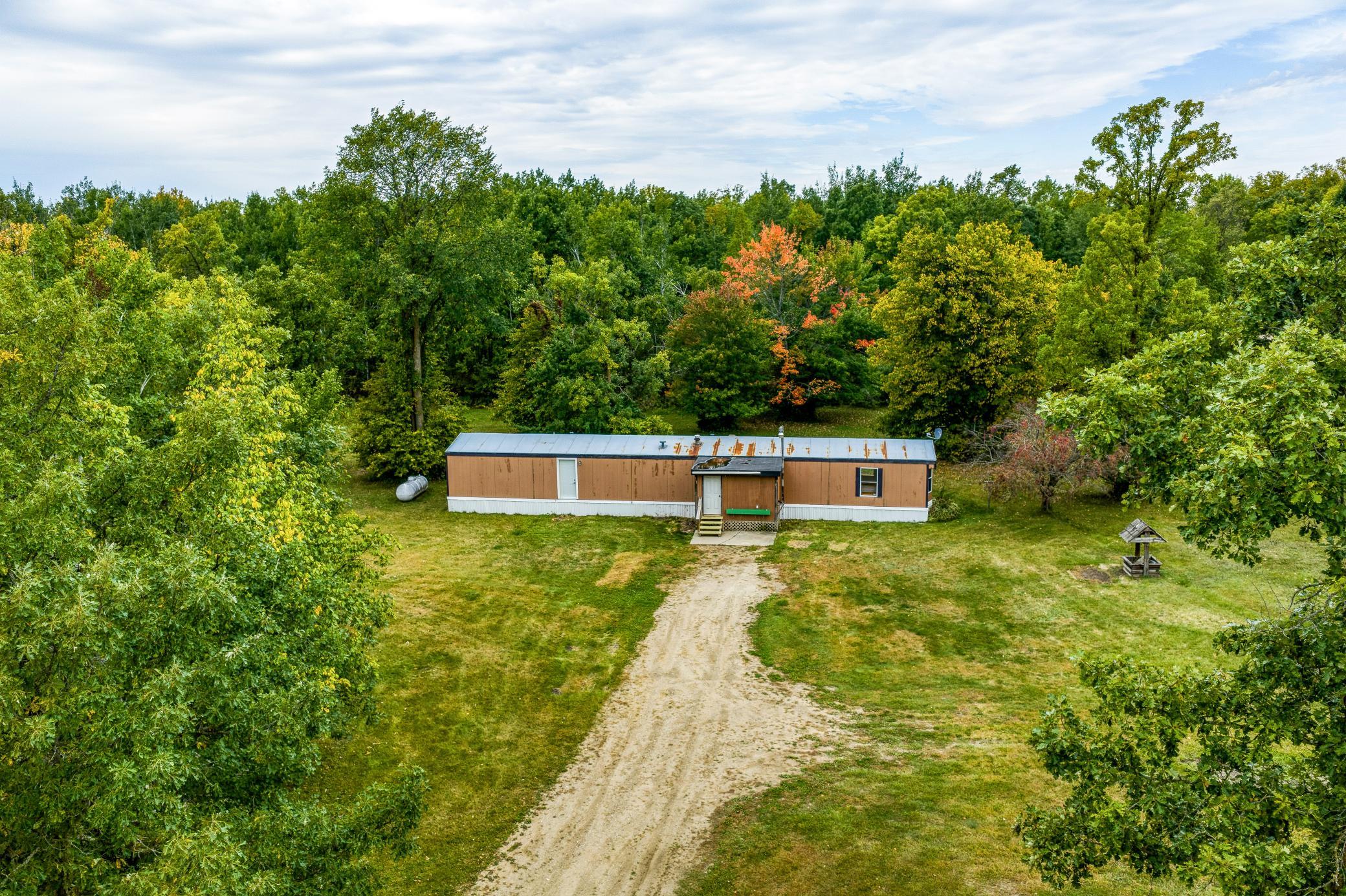 1991 single family home for sale at 23099 512th Street in Bemidji, MN — 3 bed, 1 bath (photo 25 of 44)