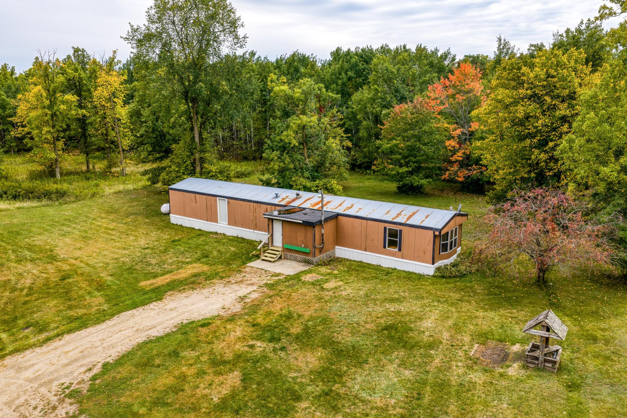 1991 single family home for sale at 23099 512th Street in Bemidji, MN — 3 bed, 1 bath (photo 29 of 44)