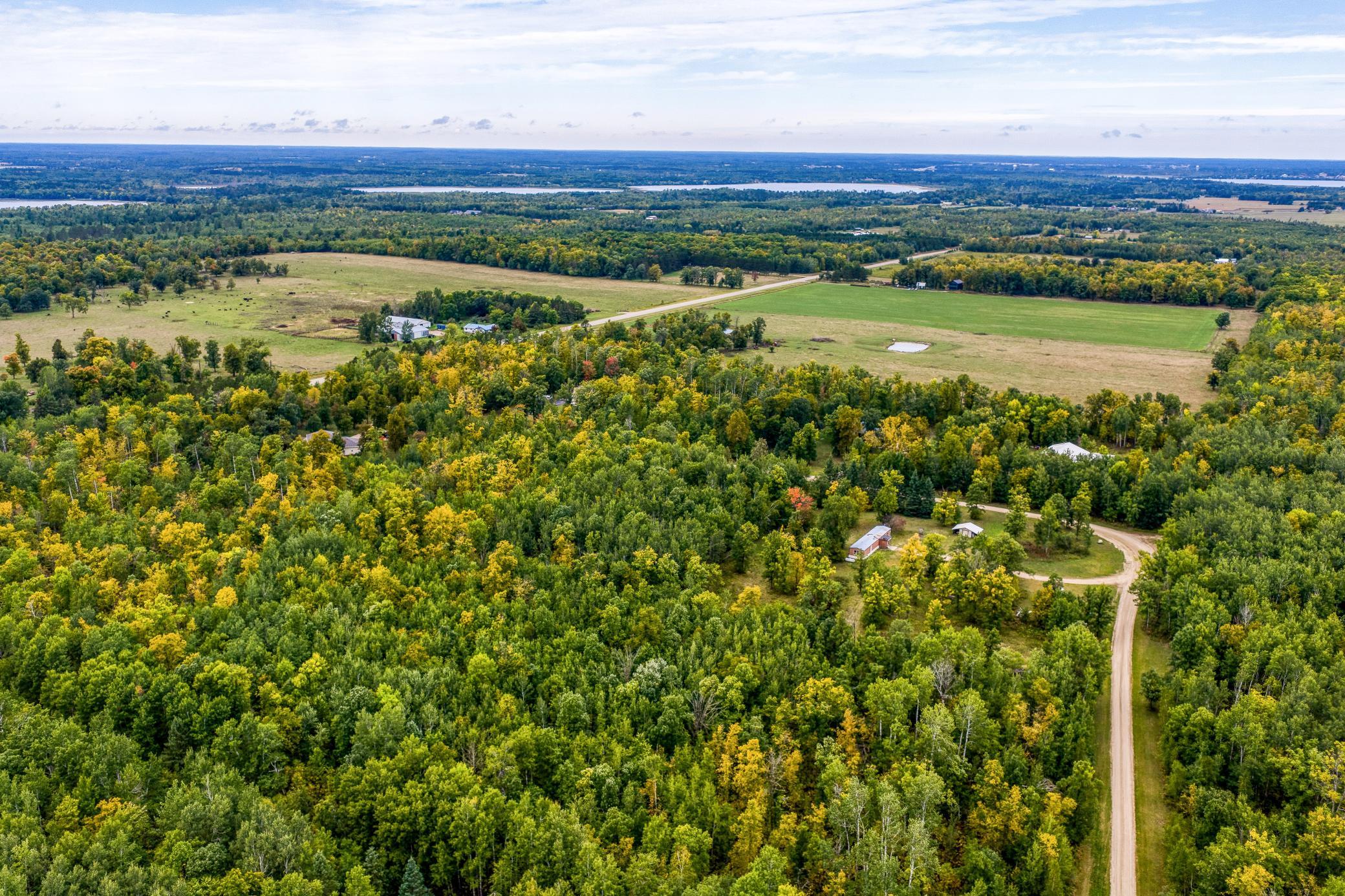 1991 single family home for sale at 23099 512th Street in Bemidji, MN — 3 bed, 1 bath (photo 32 of 44)