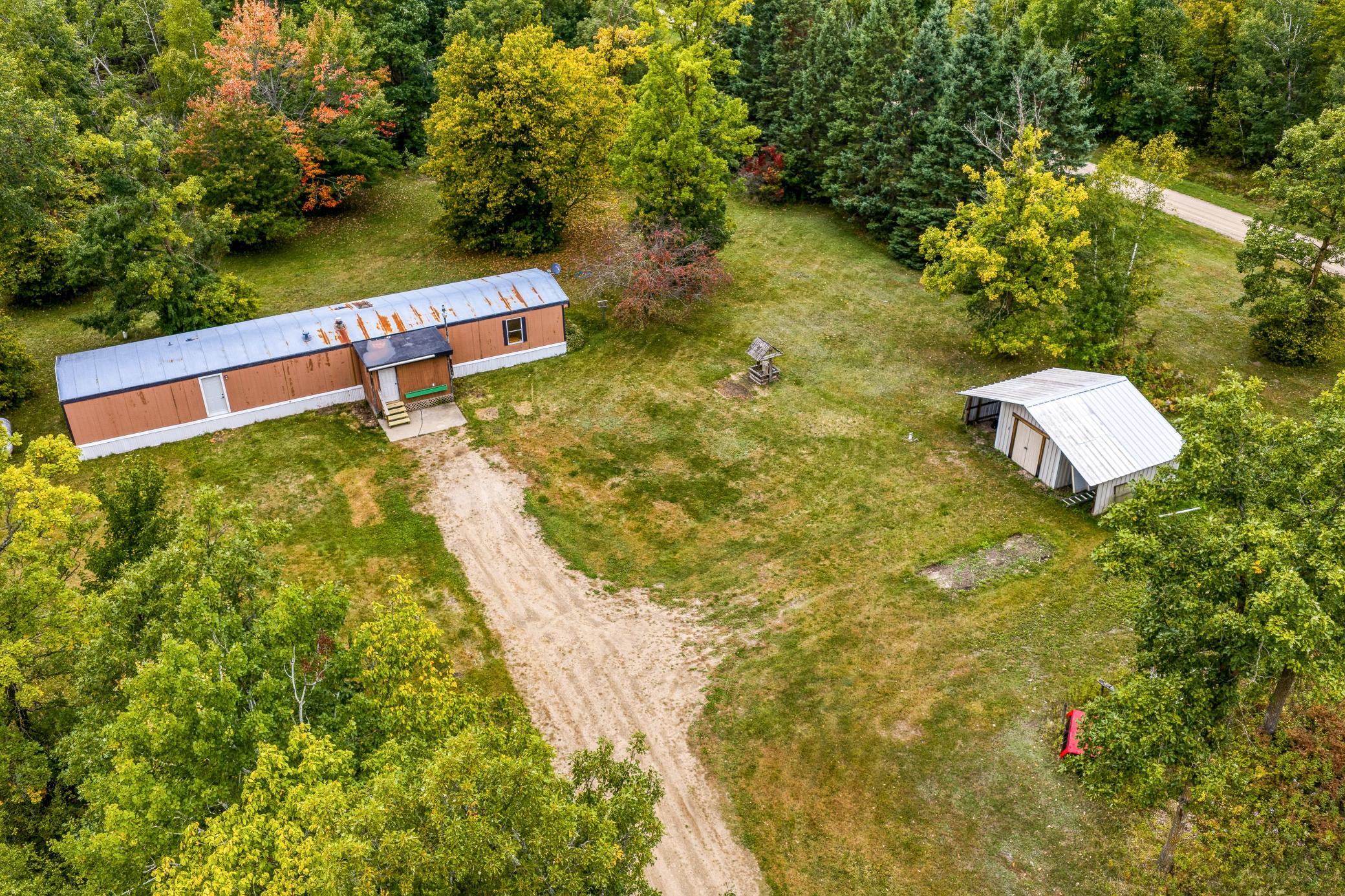 1991 single family home for sale at 23099 512th Street in Bemidji, MN — 3 bed, 1 bath (photo 33 of 44)