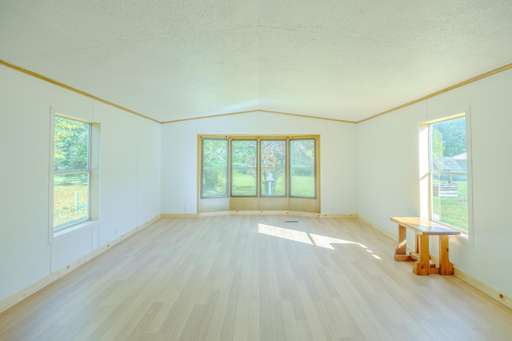 1991 single family home for sale at 23099 512th Street in Bemidji, MN — 3 bed, 1 bath (photo 6 of 44)