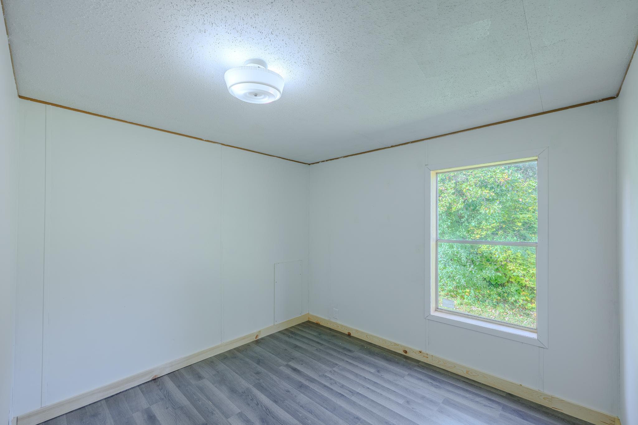 1991 single family home for sale at 23099 512th Street in Bemidji, MN — 3 bed, 1 bath (photo 10 of 44)