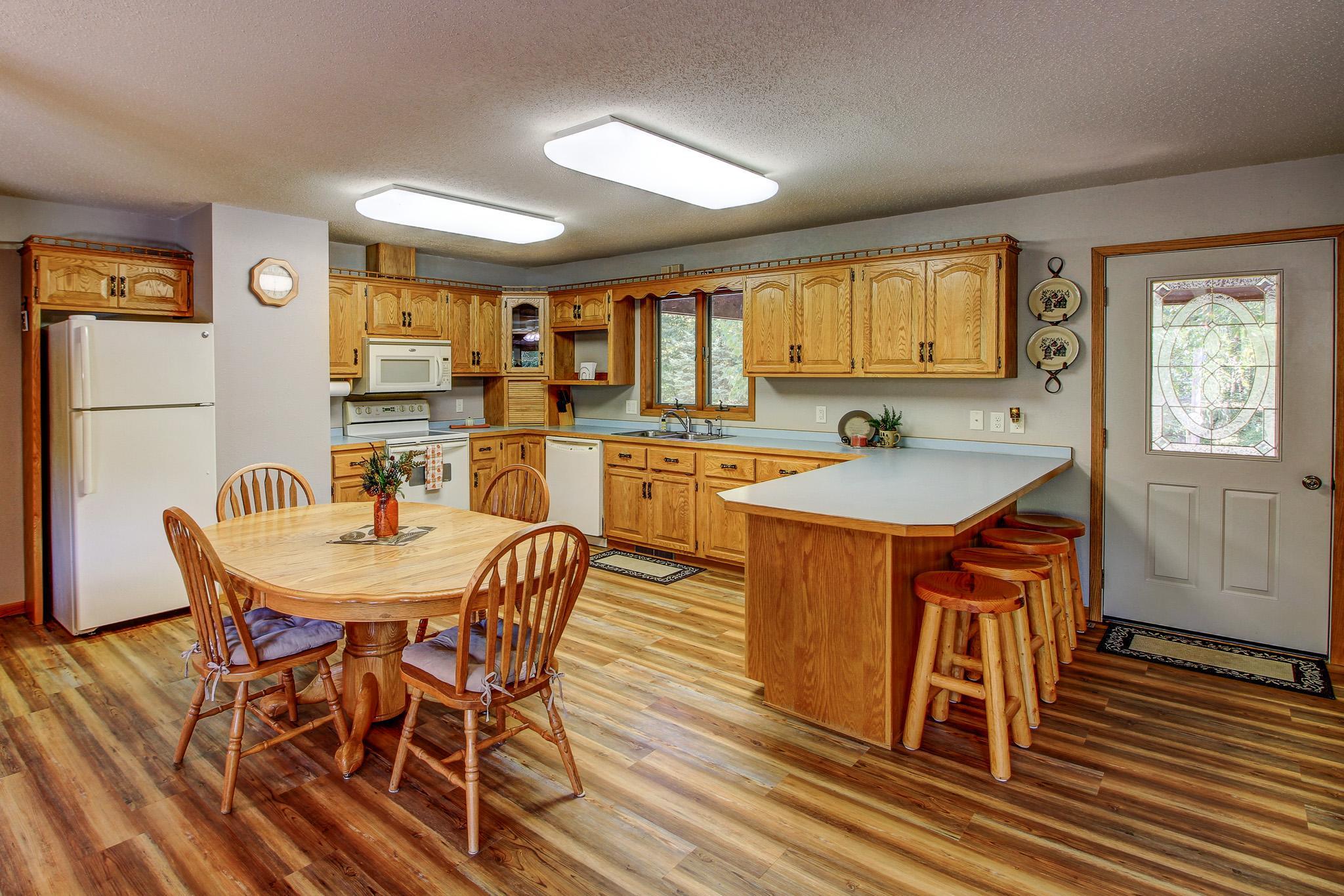 1994 single family home for sale at 24425 Hickory Trail in Park Rapids, MN — 3 bed, 2 bath (photo 11 of 94)