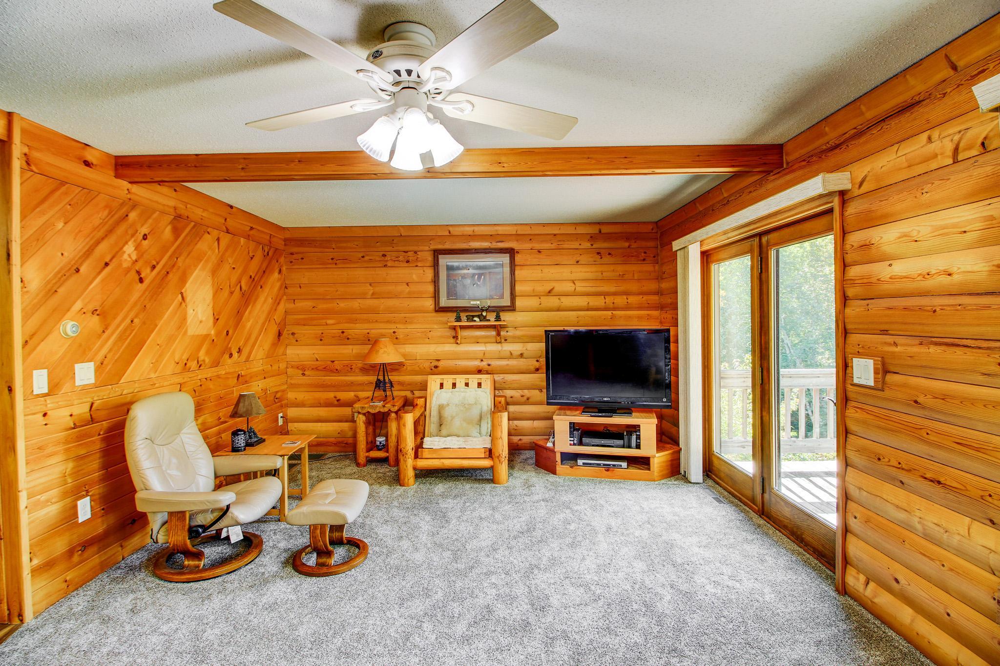1994 single family home for sale at 24425 Hickory Trail in Park Rapids, MN — 3 bed, 2 bath (photo 15 of 94)
