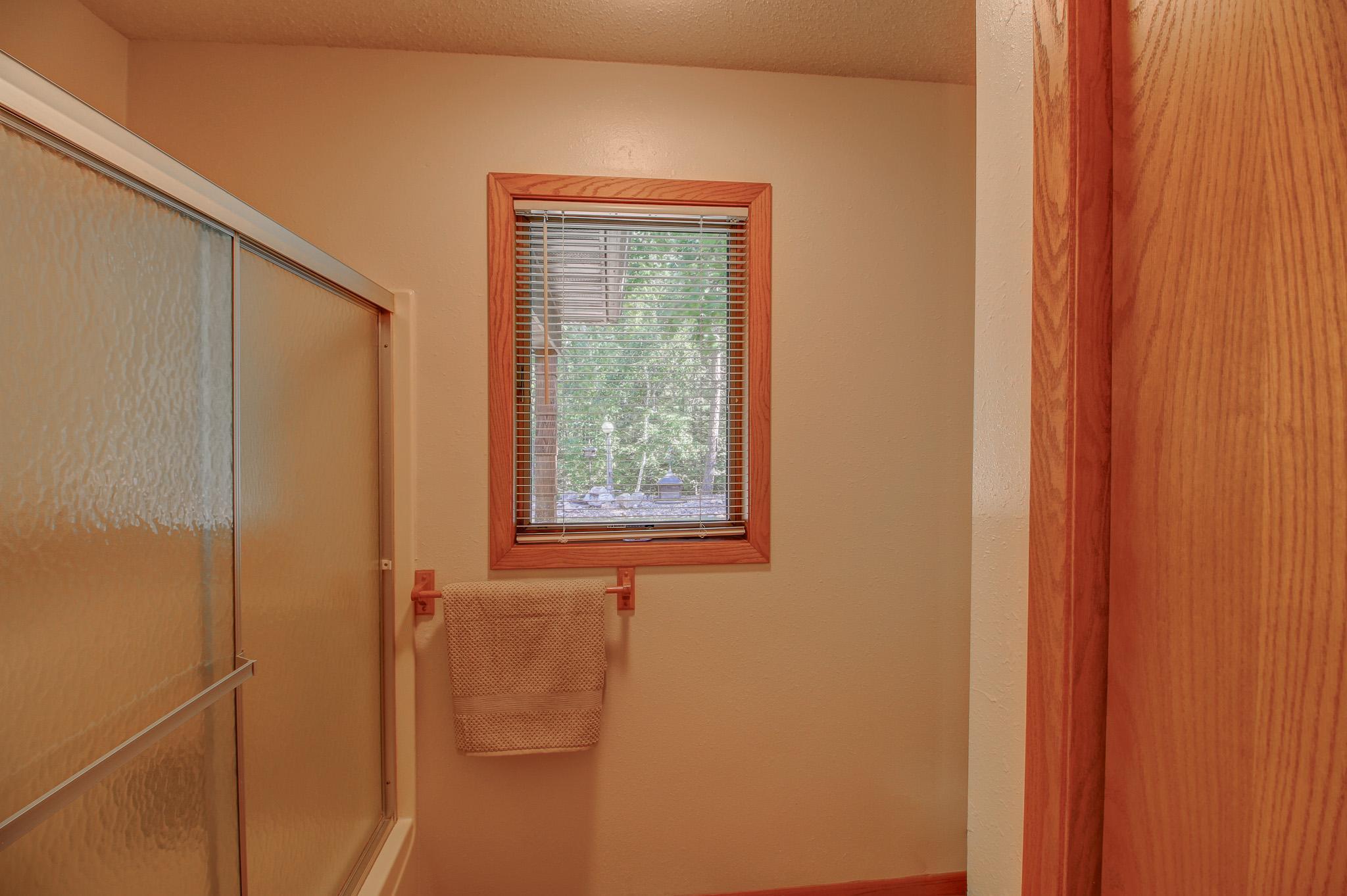 1994 single family home for sale at 24425 Hickory Trail in Park Rapids, MN — 3 bed, 2 bath (photo 24 of 94)