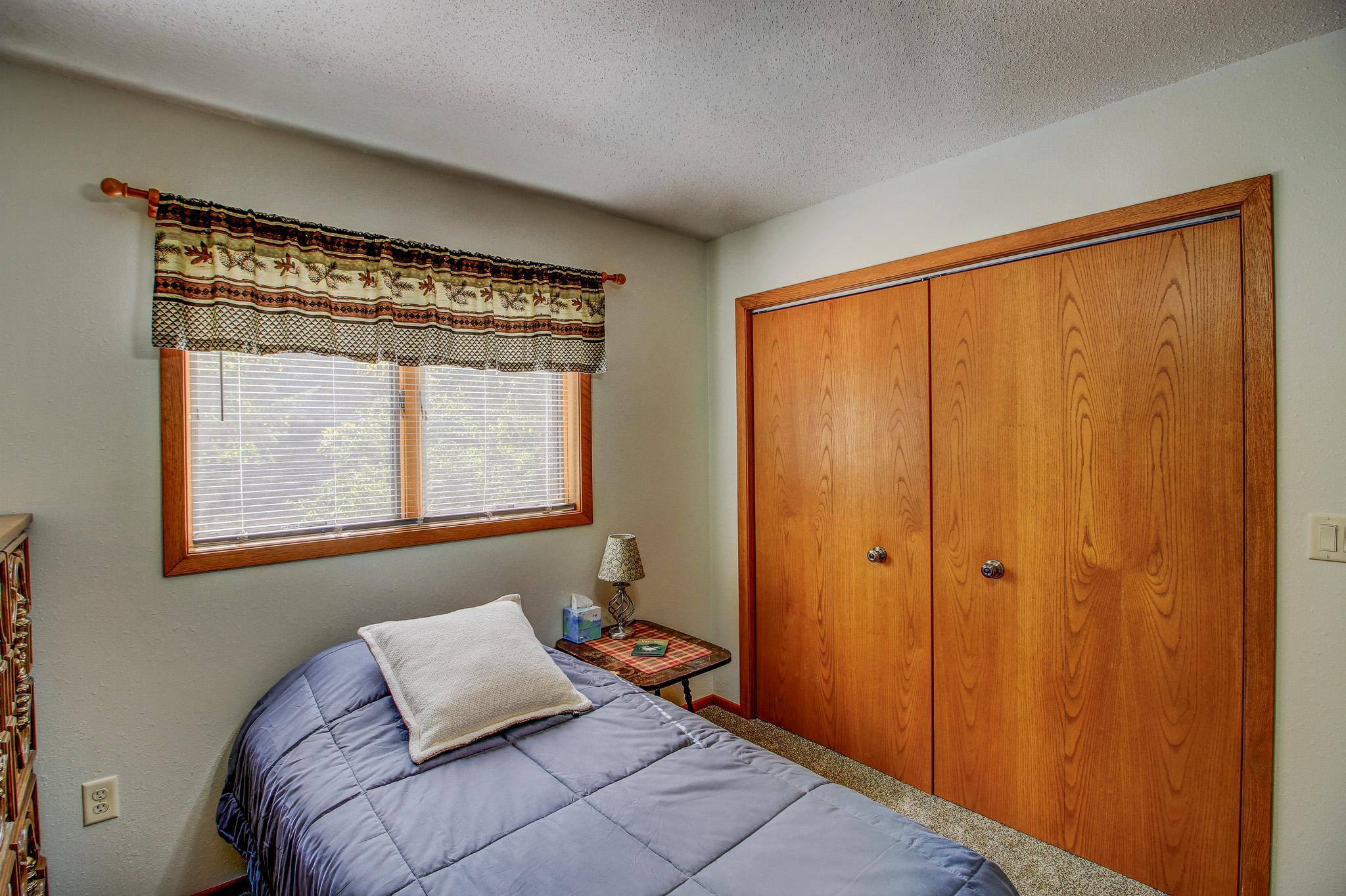 1994 single family home for sale at 24425 Hickory Trail in Park Rapids, MN — 3 bed, 2 bath (photo 27 of 94)