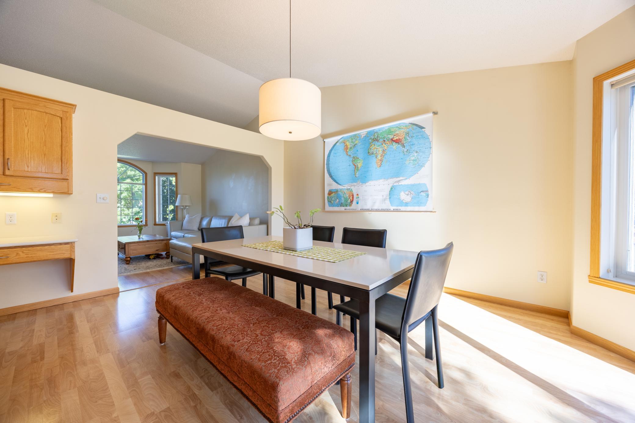 2000 single family home for sale at 630 Wyndemere Drive in West Fargo, ND — 4 bed, 3 bath (photo 19 of 55)