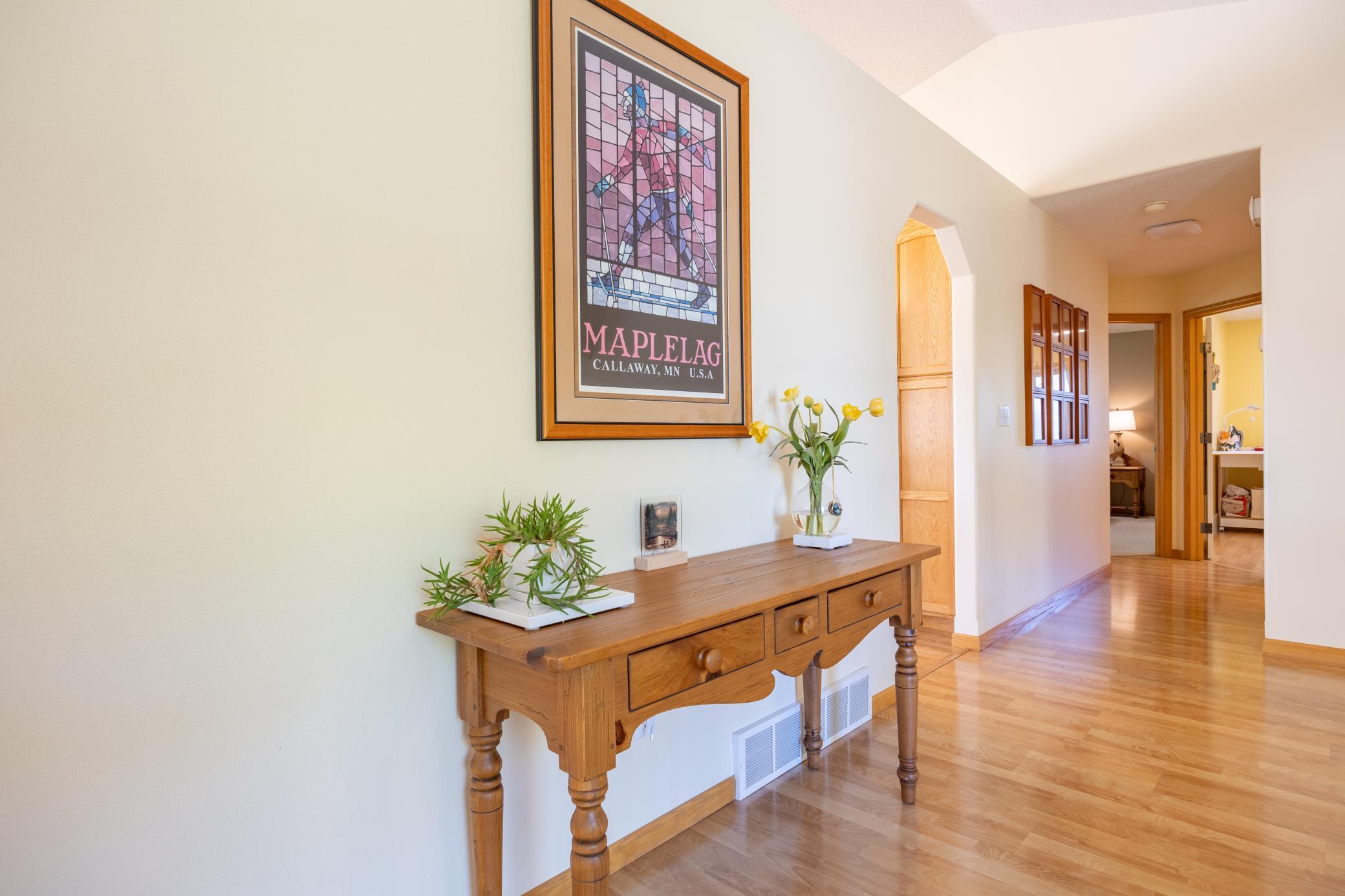 2000 single family home for sale at 630 Wyndemere Drive in West Fargo, ND — 4 bed, 3 bath (photo 23 of 55)