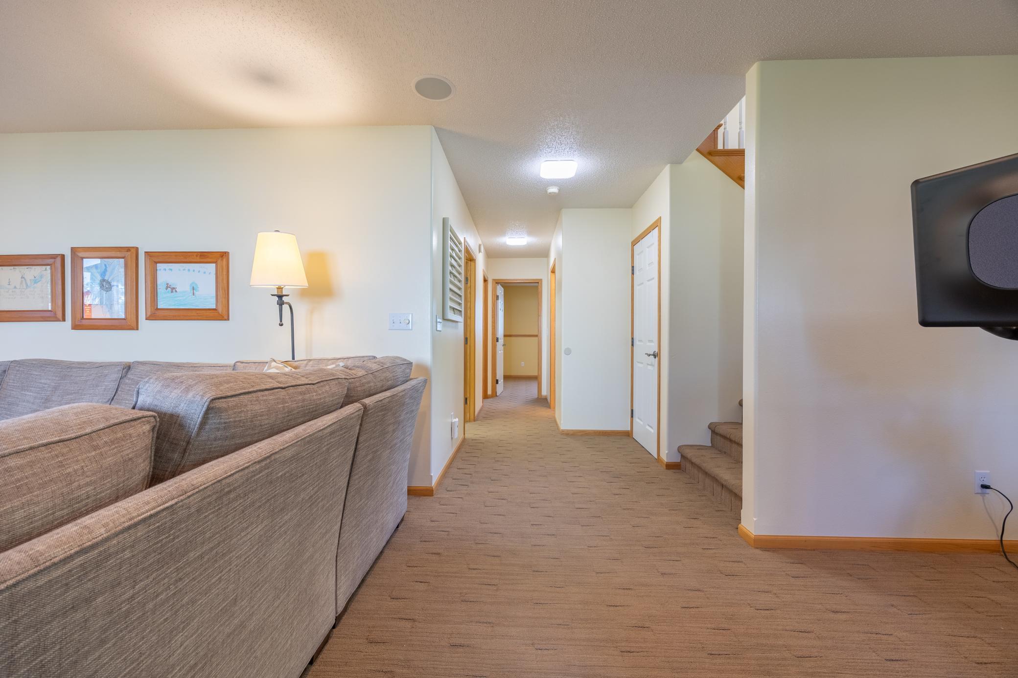 2000 single family home for sale at 630 Wyndemere Drive in West Fargo, ND — 4 bed, 3 bath (photo 35 of 55)
