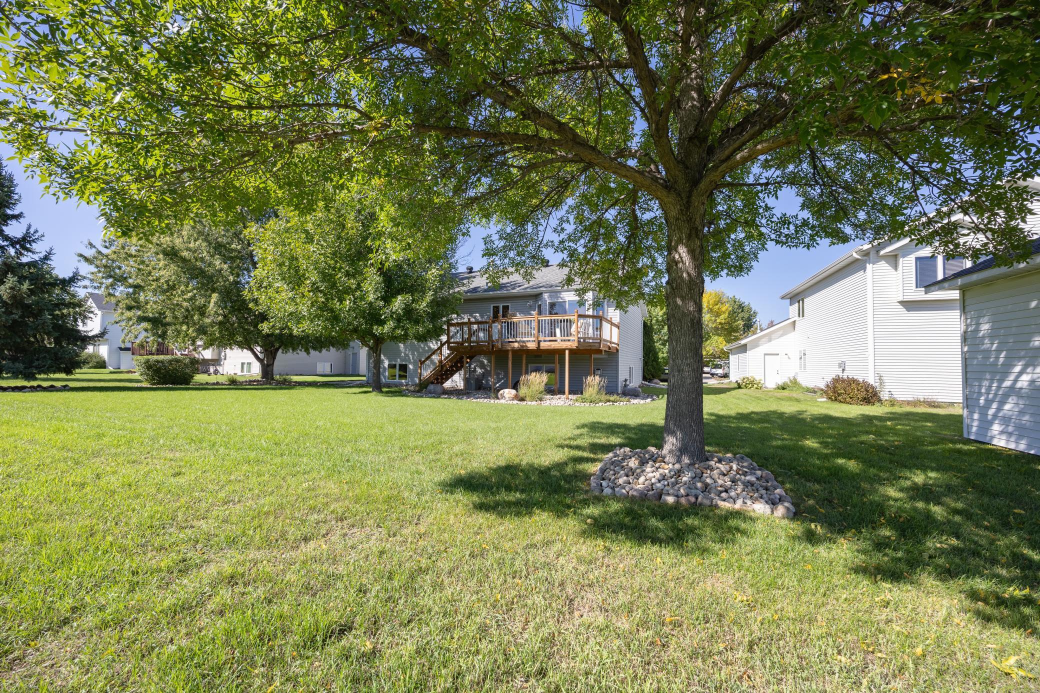 2000 single family home for sale at 630 Wyndemere Drive in West Fargo, ND — 4 bed, 3 bath (photo 47 of 55)