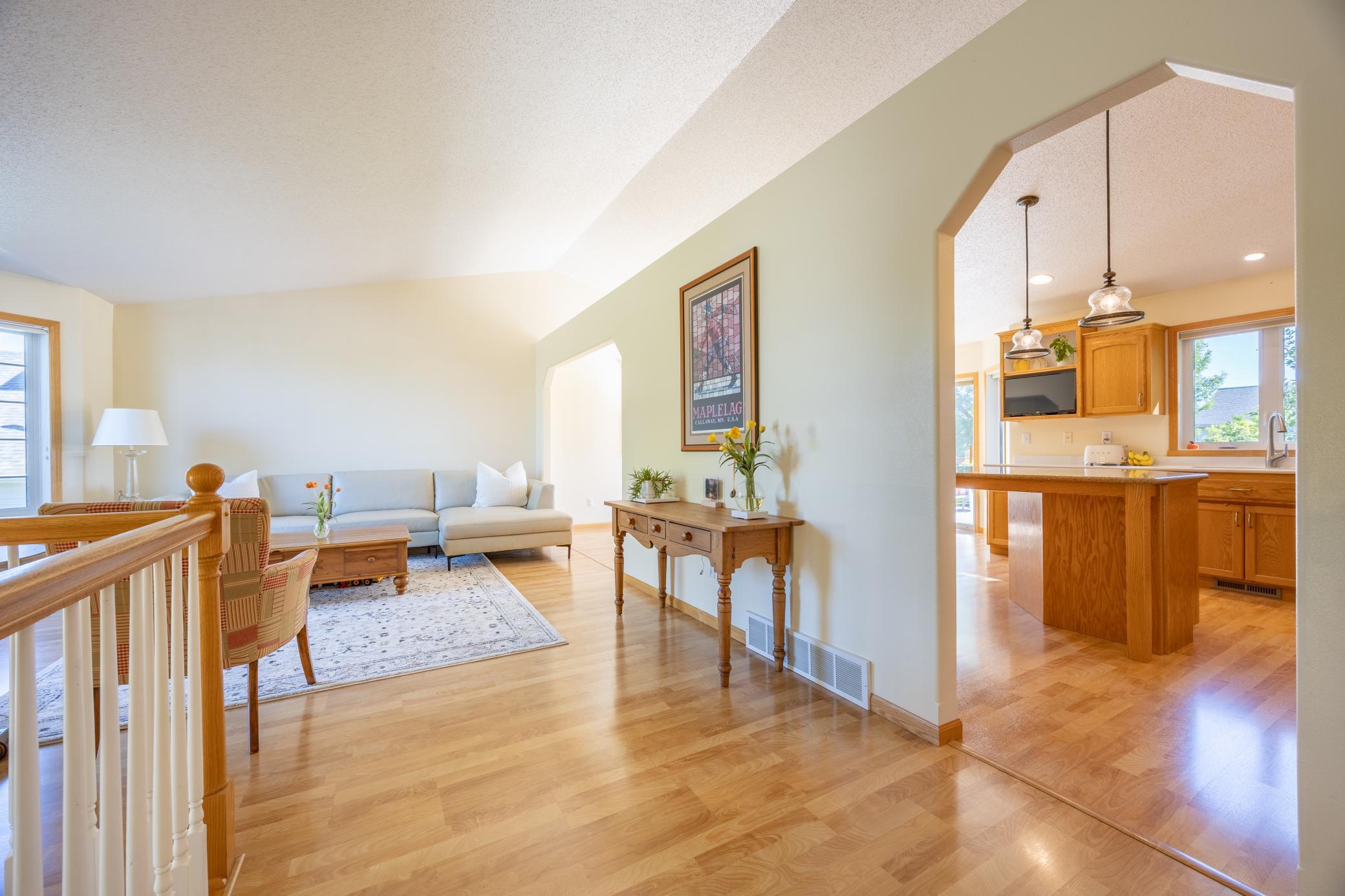 2000 single family home for sale at 630 Wyndemere Drive in West Fargo, ND — 4 bed, 3 bath (photo 7 of 55)