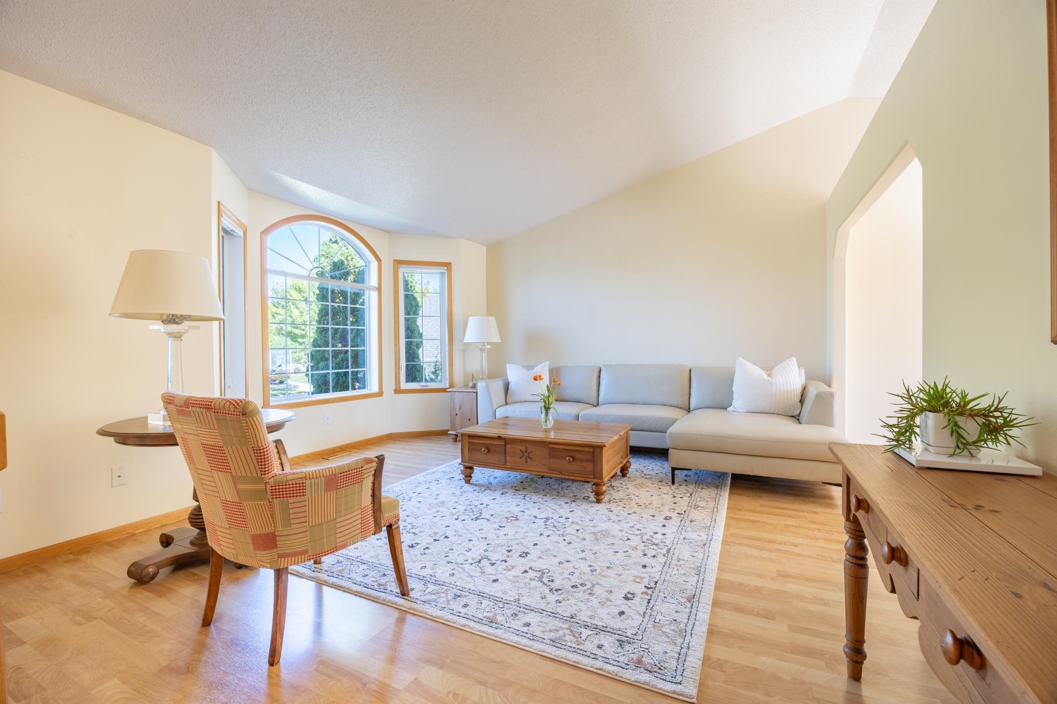2000 single family home for sale at 630 Wyndemere Drive in West Fargo, ND — 4 bed, 3 bath (photo 9 of 55)