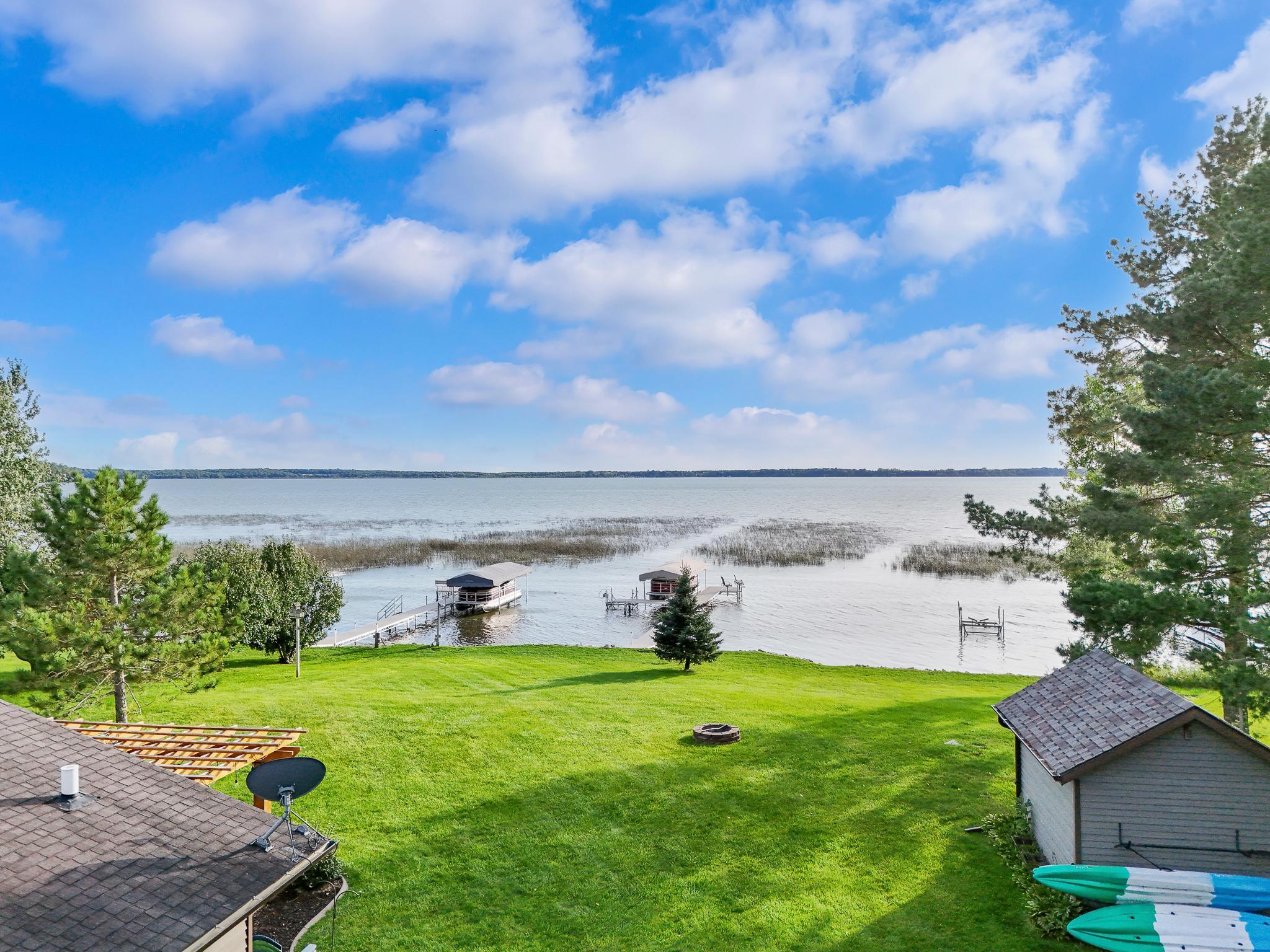 2003 single family home for sale at 45531 Whispering Sands Ln in Perham, MN — 2 bed, 1 bath (photo 7 of 32)