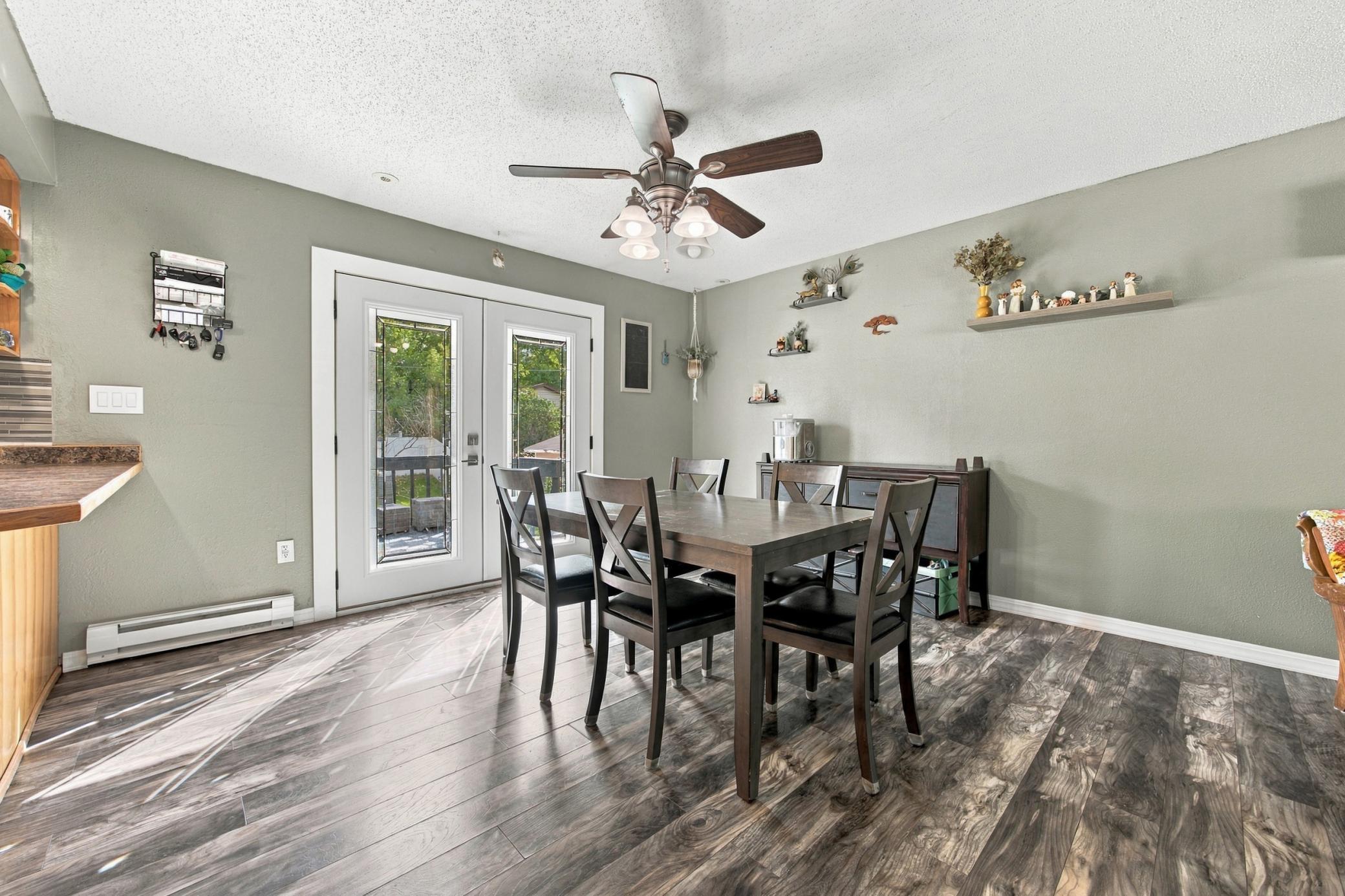 1977 single family home for sale at 1317 Loring Avenue in Detroit Lakes, MN — 4 bed, 3 bath (photo 10 of 35)