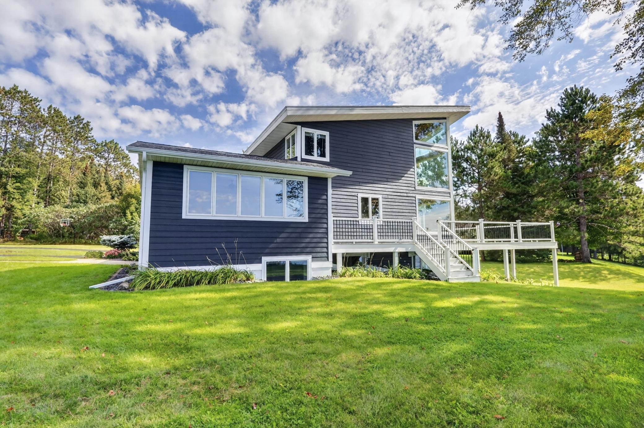1973 single family home for sale at 31831 Sunny Beach Road in Grand Rapids, MN — 4 bed, 4 bath (photo 19 of 61)