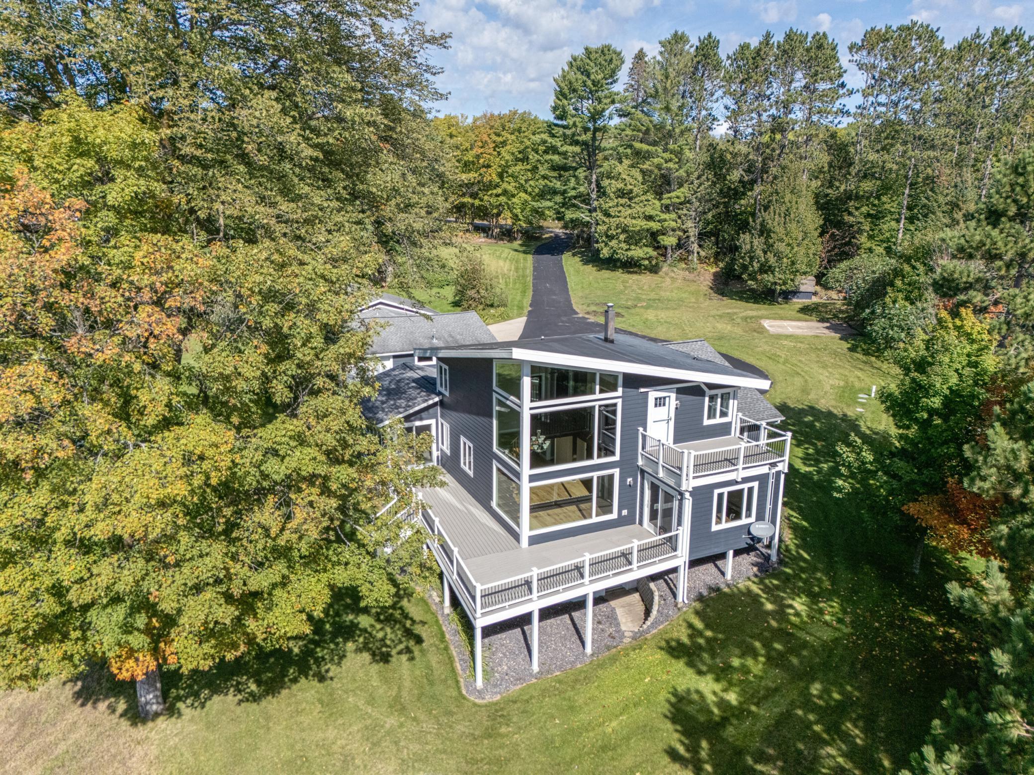 1973 single family home for sale at 31831 Sunny Beach Road in Grand Rapids, MN — 4 bed, 4 bath (photo 4 of 61)