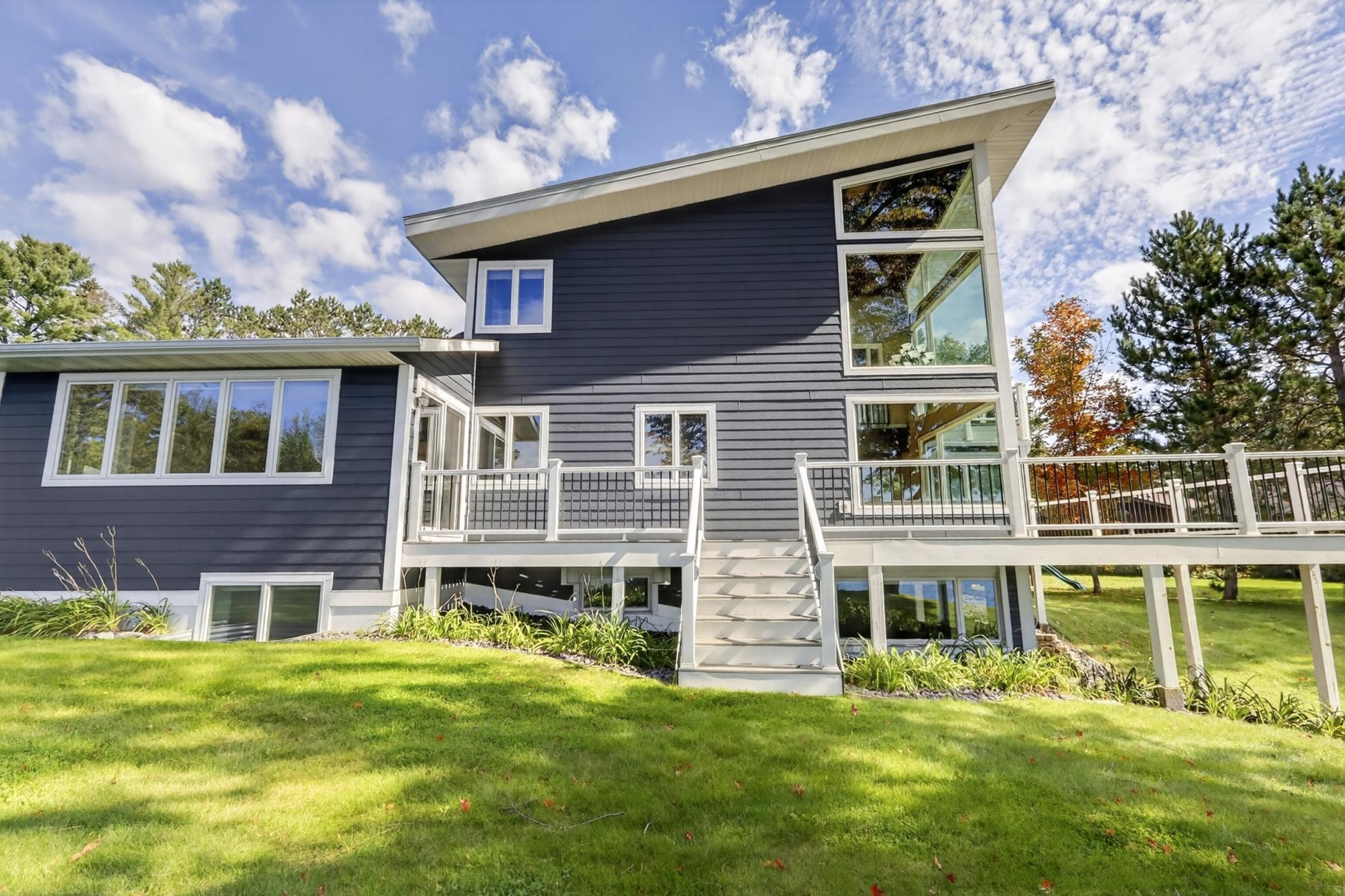 1973 single family home for sale at 31831 Sunny Beach Road in Grand Rapids, MN — 4 bed, 4 bath (photo 10 of 61)