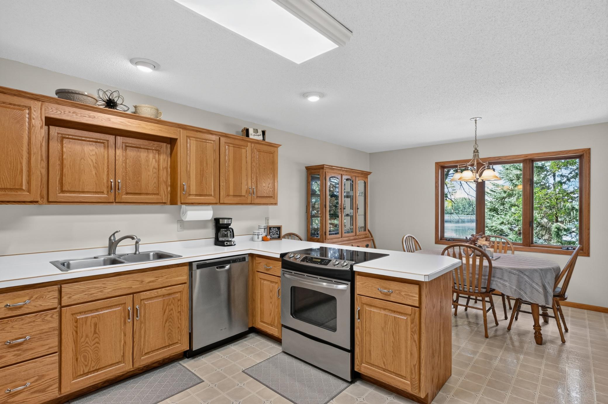 1995 single family home for sale at 10070 County Road 16 NW in Brandon, MN — 5 bed, 3 bath (photo 14 of 70)