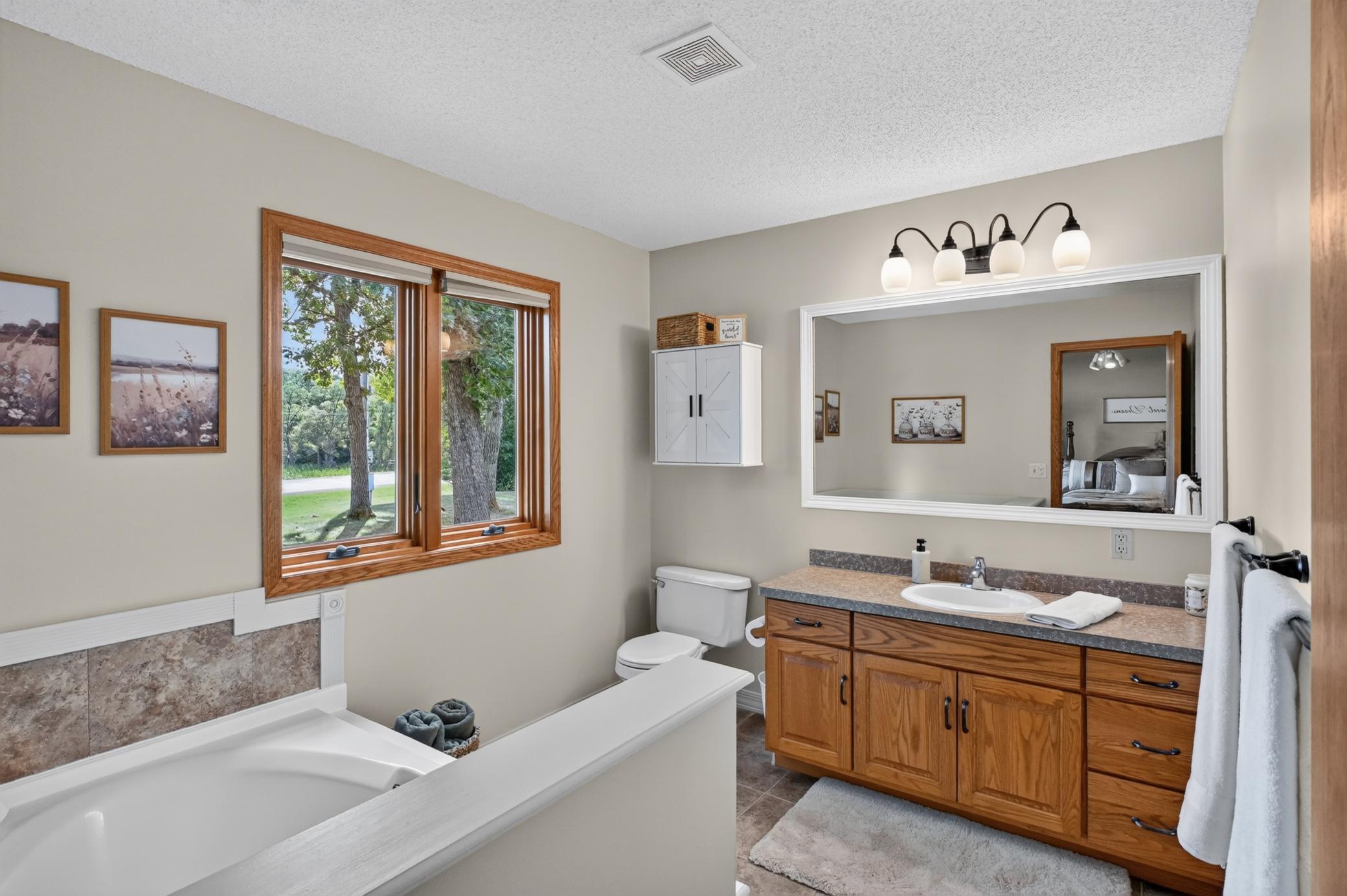 1995 single family home for sale at 10070 County Road 16 NW in Brandon, MN — 5 bed, 3 bath (photo 20 of 70)