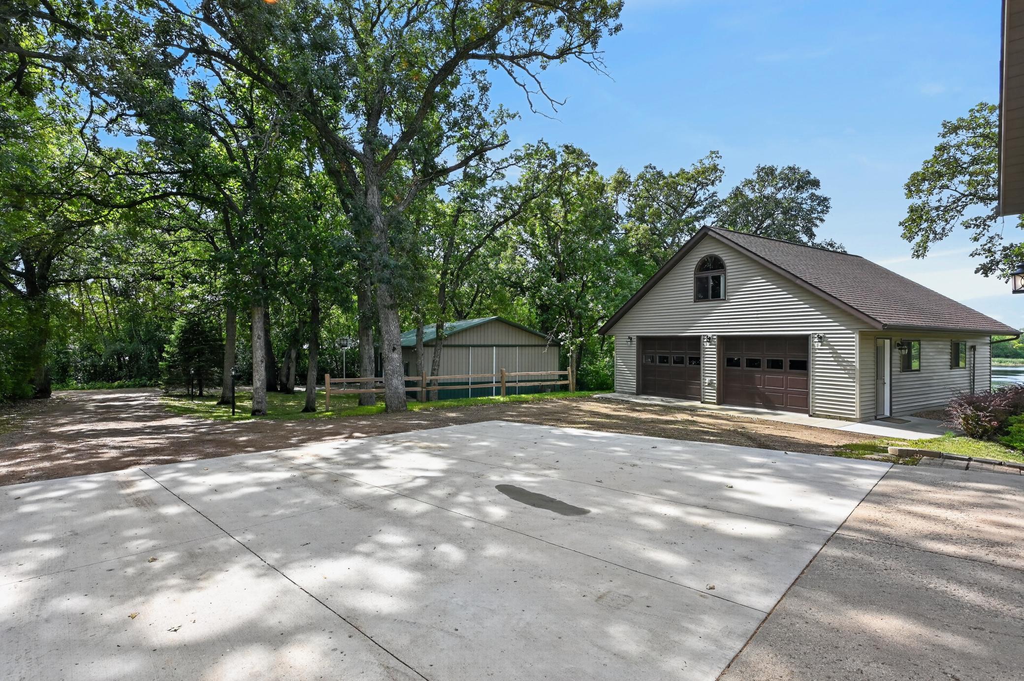 1995 single family home for sale at 10070 County Road 16 NW in Brandon, MN — 5 bed, 3 bath (photo 4 of 70)