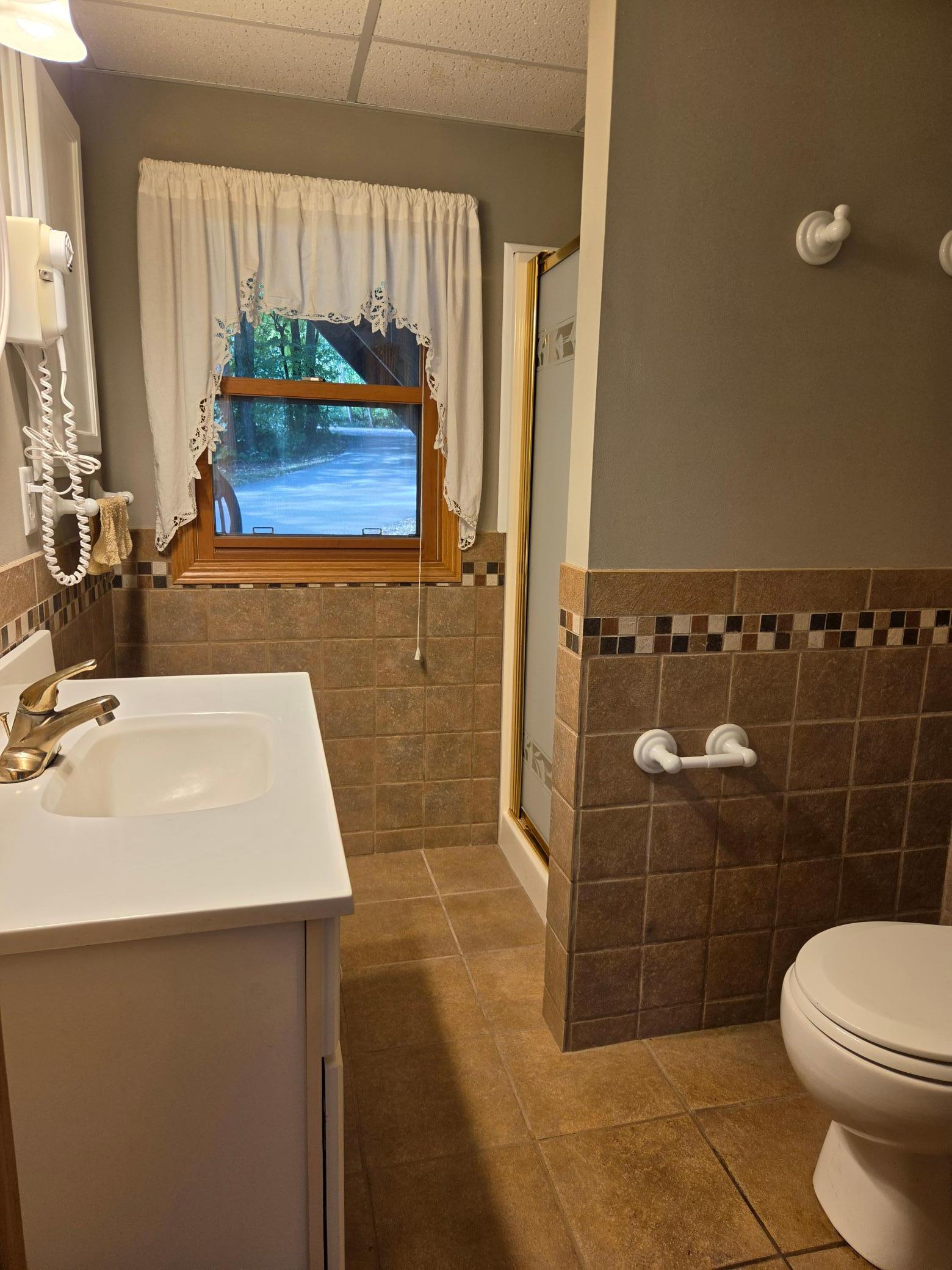 1984 single family home for sale at 17611 Emerald Drive in Fifty Lakes, MN — 2 bed, 2 bath (photo 19 of 32)