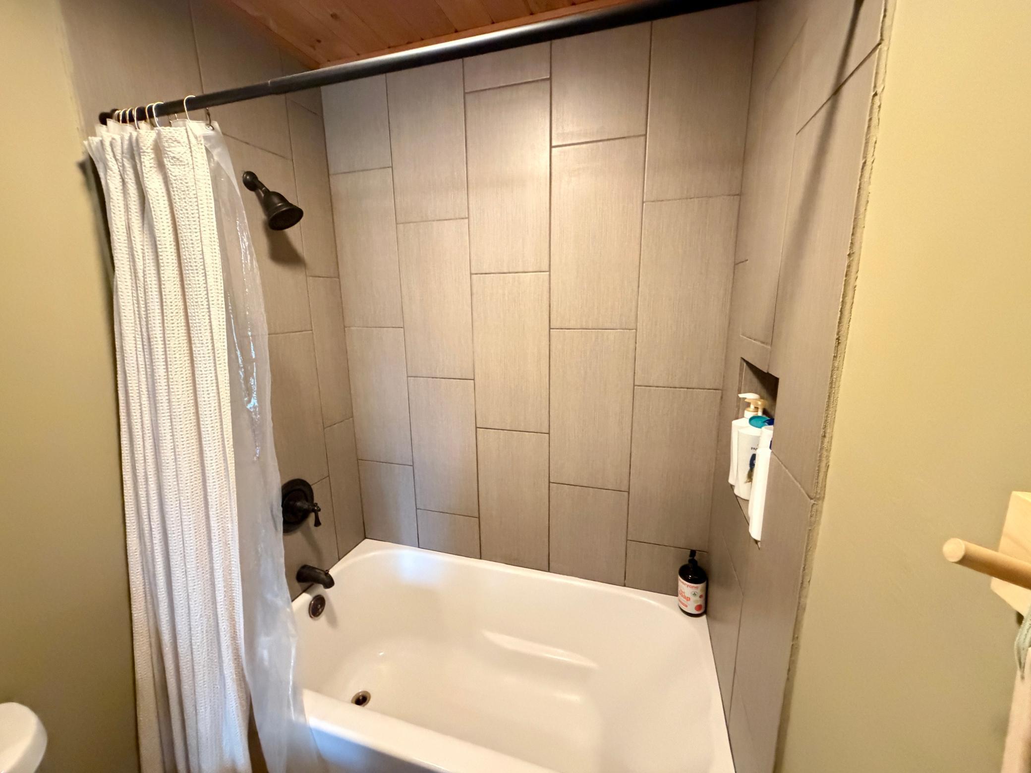2007 single family home for sale at 10871 260th Street in Park Rapids, MN — 3 bed, 1 bath (photo 18 of 49)