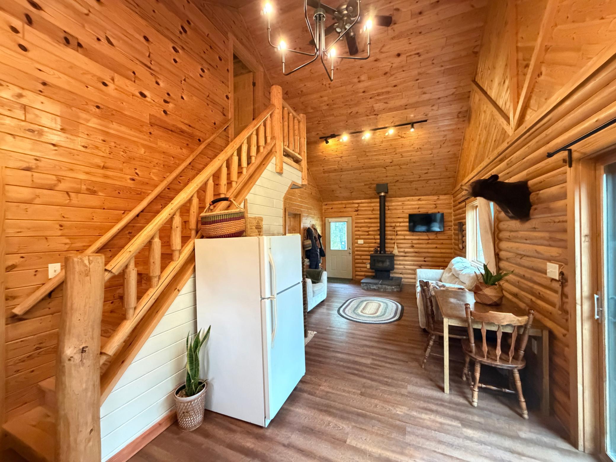 2007 single family home for sale at 10871 260th Street in Park Rapids, MN — 3 bed, 1 bath (photo 7 of 49)