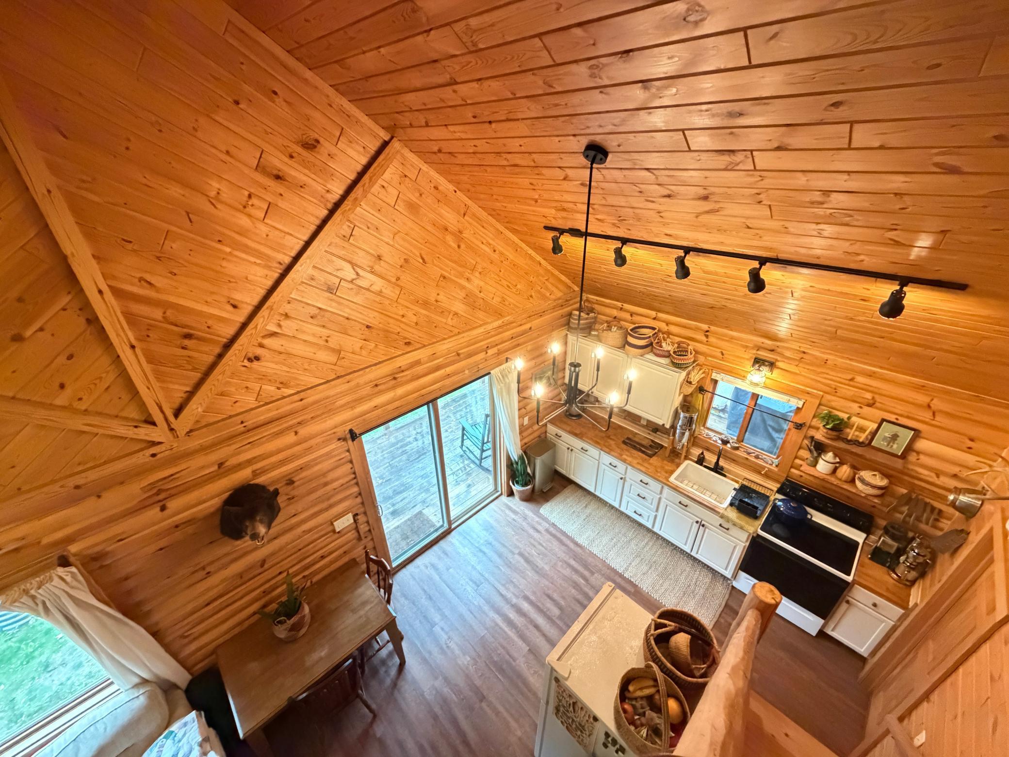 2007 single family home for sale at 10871 260th Street in Park Rapids, MN — 3 bed, 1 bath (photo 10 of 49)