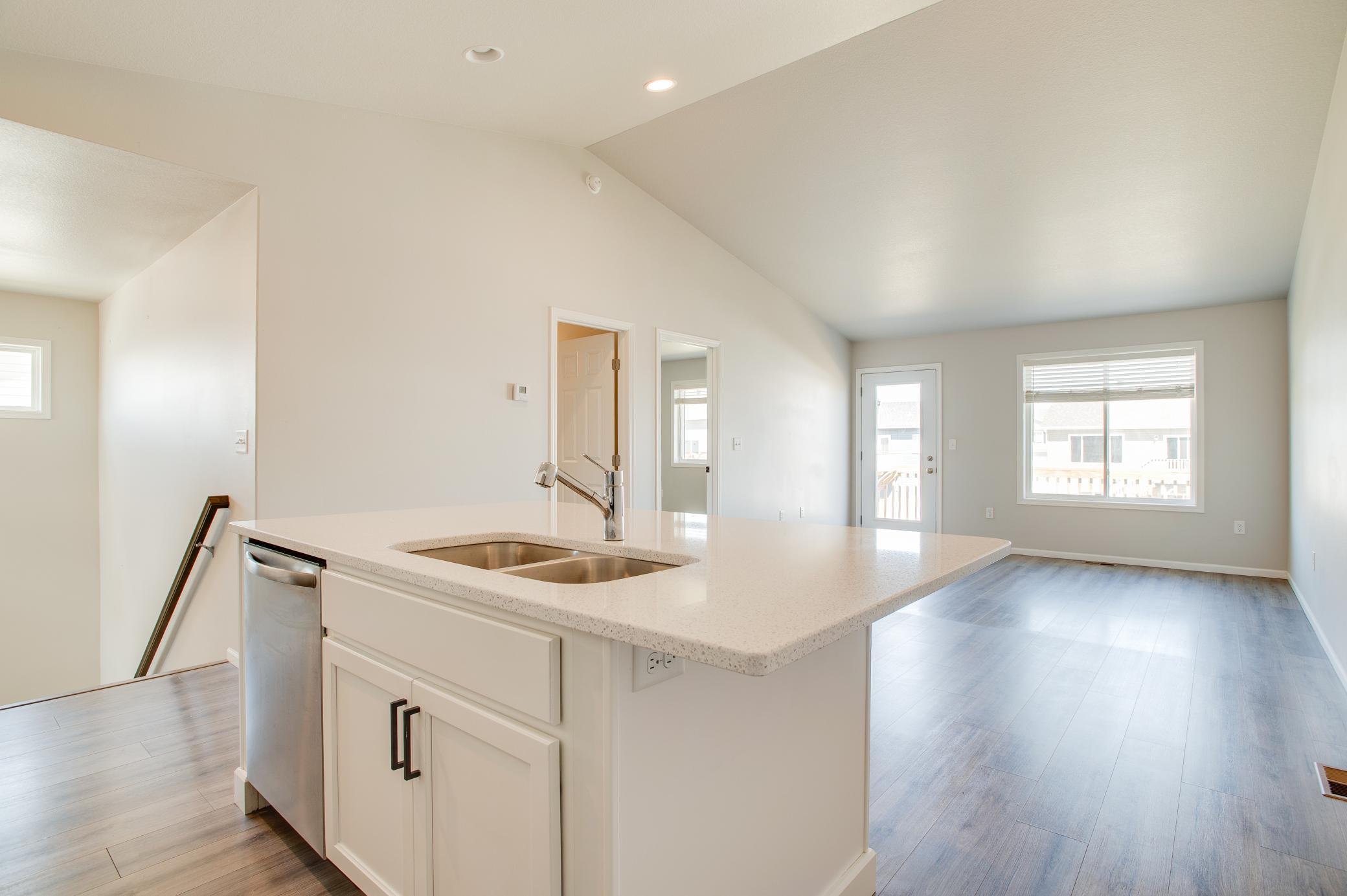 2023 twin home for sale at 1453 69th Avenue S in Fargo, ND — 3 bed, 2 bath (photo 11 of 35)